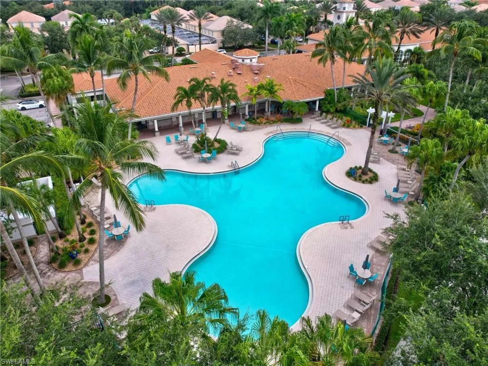 Property Slideshow image 38 of 47 | 3580 islandwalk cir, Naples, FL, 34119