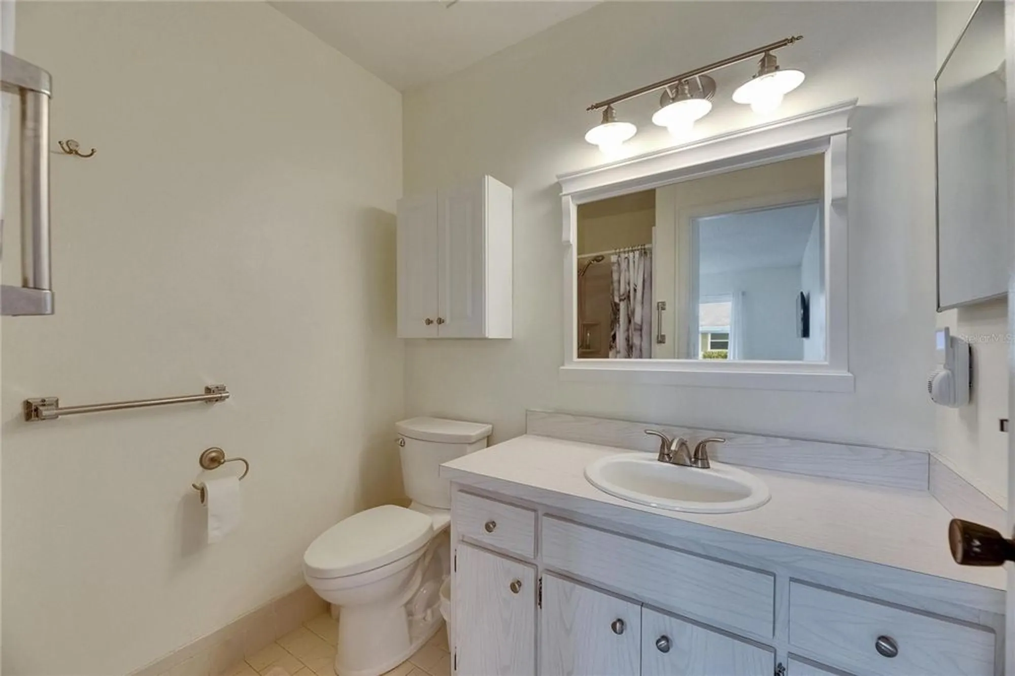 Property Slideshow image 20 of 41 | 123 glendower cir # 123, Sun City Center, FL, 33573