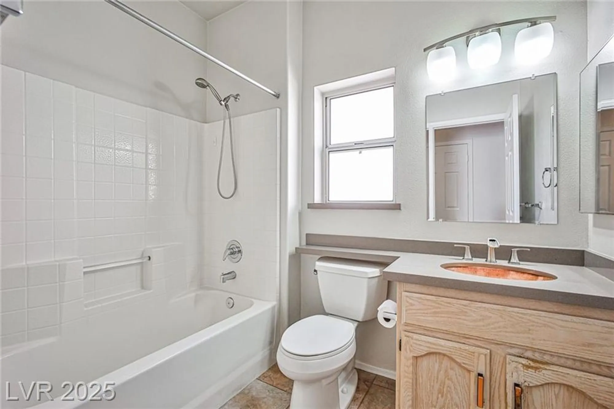 Property Slideshow image 11 of 18 | 433 piute valley ct, Henderson, NV, 89012