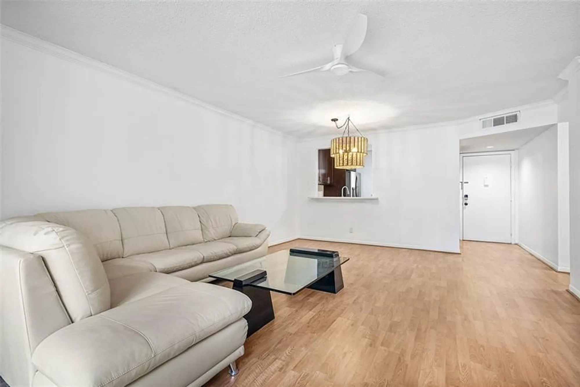 Property Slideshow image 13 of 43 | 5280 las verdes cir 202, Delray Beach, FL, 33484