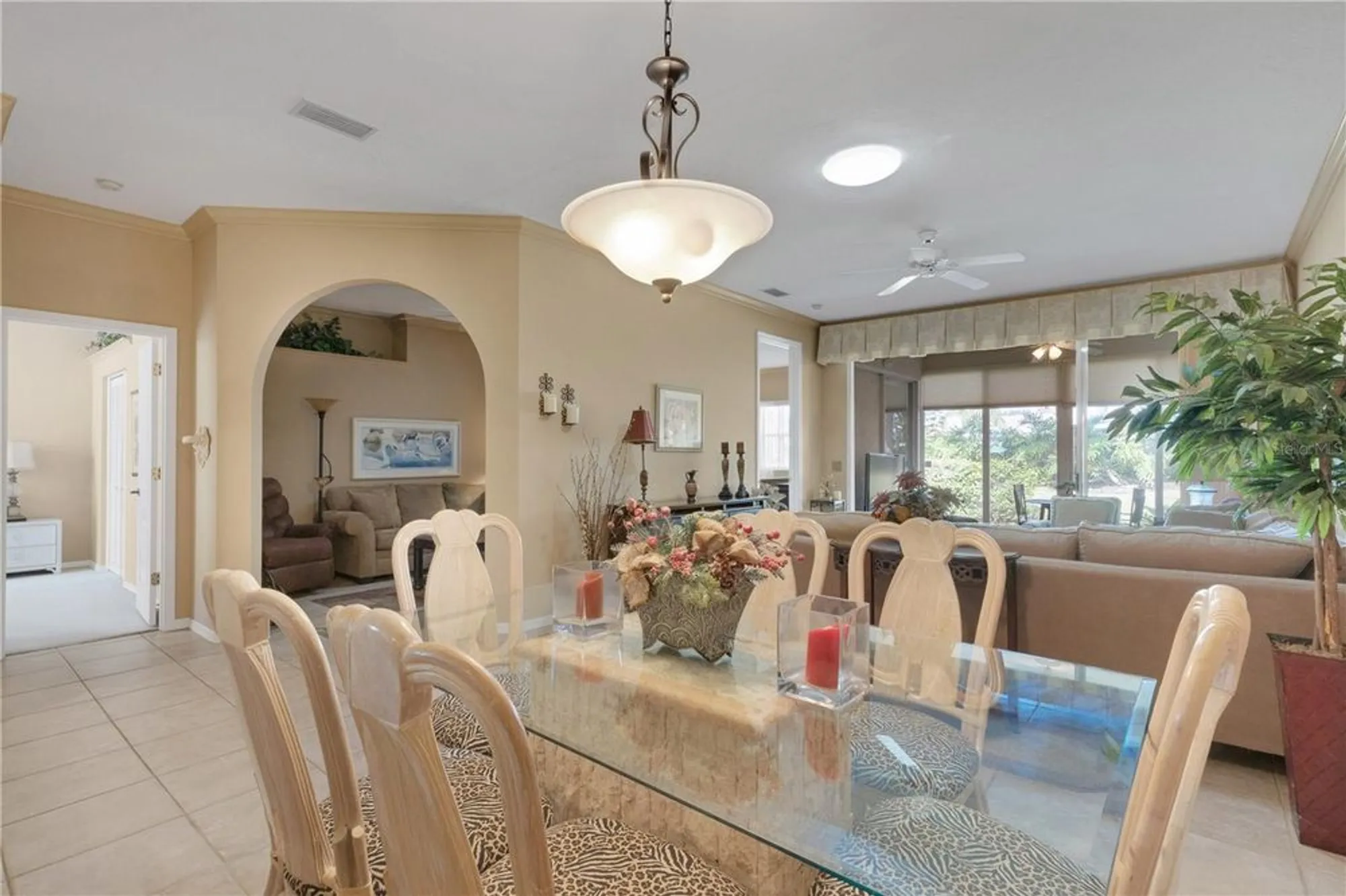 Property Slideshow image 19 of 60 | 6935 stoneywalk ct, Bradenton, FL, 34203