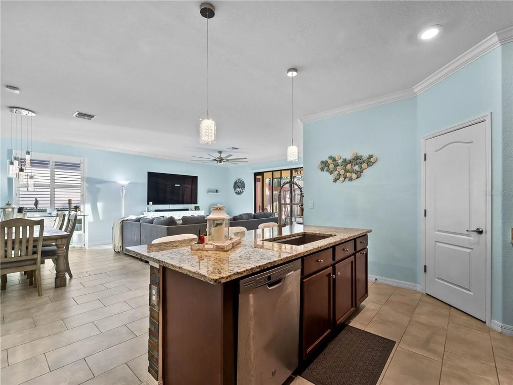 Property Slideshow image 16 of 61 | 10157 colubrina dr, Venice, FL, 34293