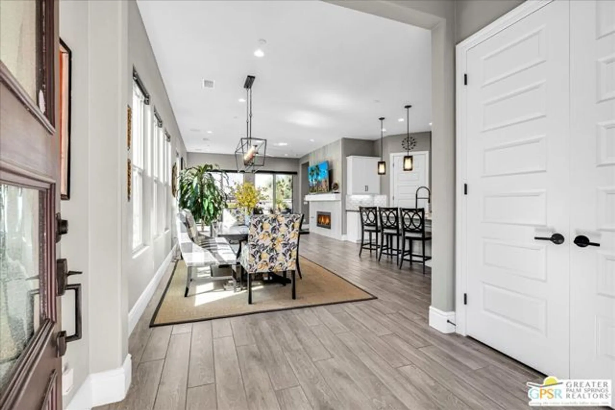 Property Slideshow image 11 of 31 | 70 cork tree, Rancho Mirage, CA, 92270