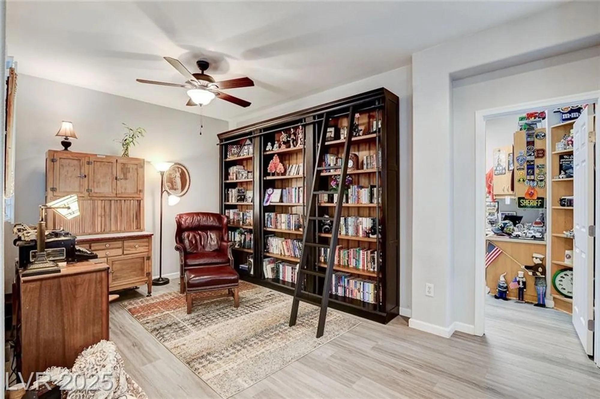 Property Slideshow image 16 of 54 | 10228 riva de destino ave, Las Vegas, NV, 89135