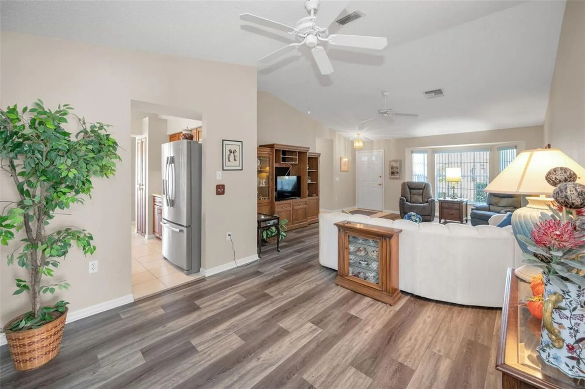 Property Slideshow image 18 of 100 | 1136 almondwood dr, Trinity, FL, 34655