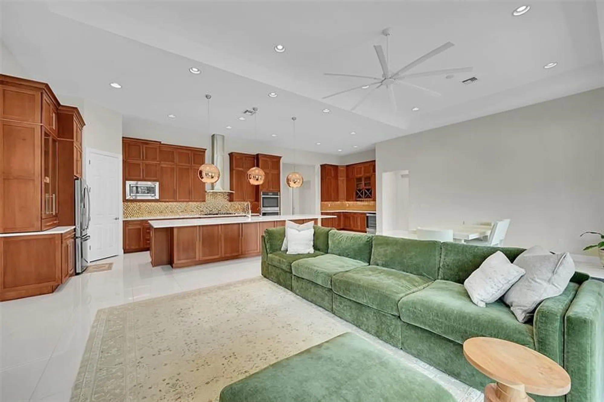 Property Slideshow image 5 of 28 | 9375 cantal cir, Parkland, FL, 33076