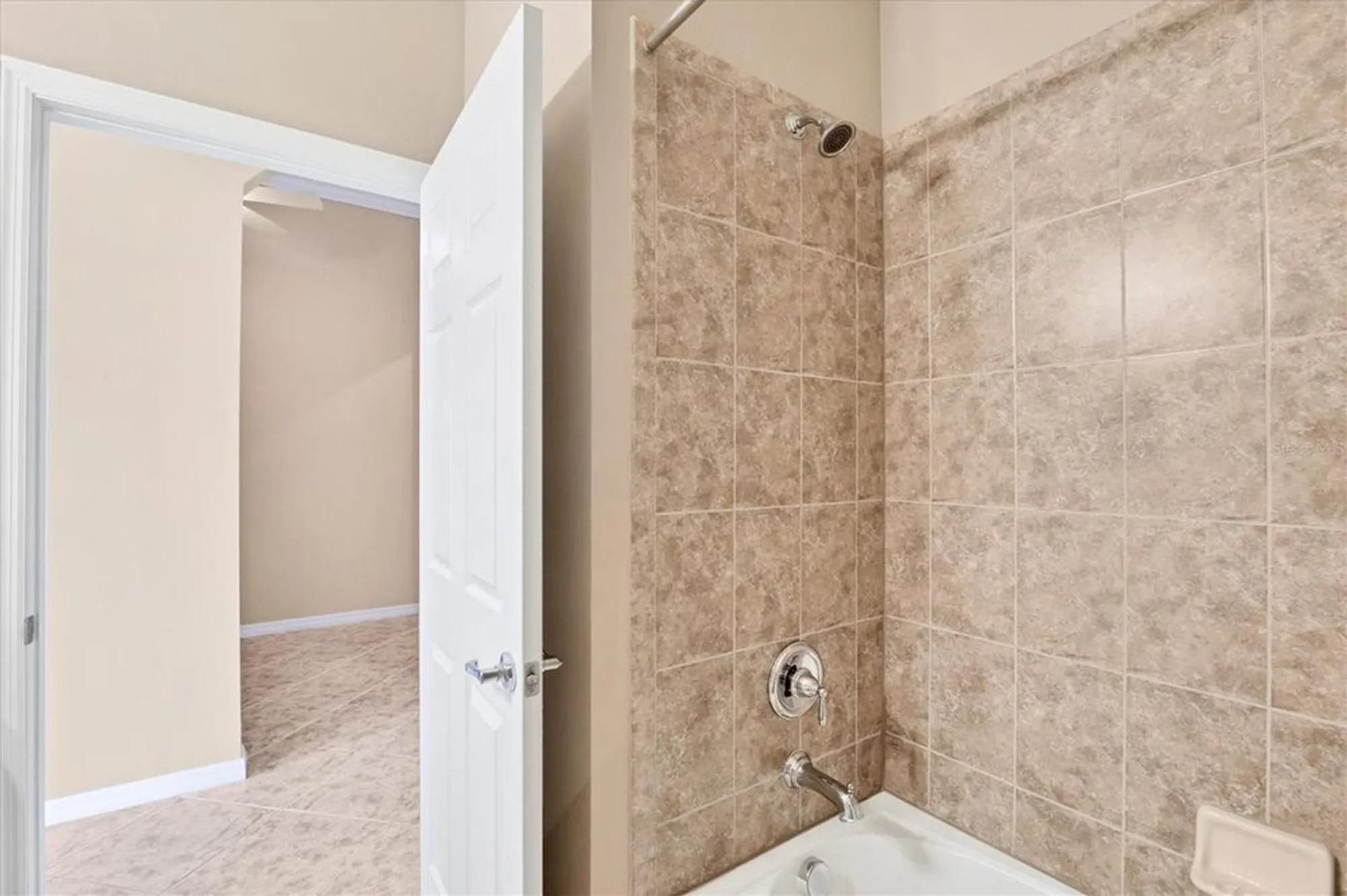 Property Slideshow image 27 of 63 | 19138 kirella st, Venice, FL, 34293