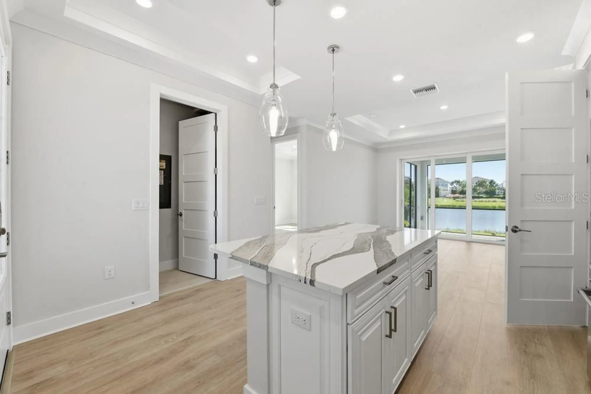 Property Slideshow image 11 of 38 | 4062 santa caterina blvd # 101, Bradenton, FL, 34211
