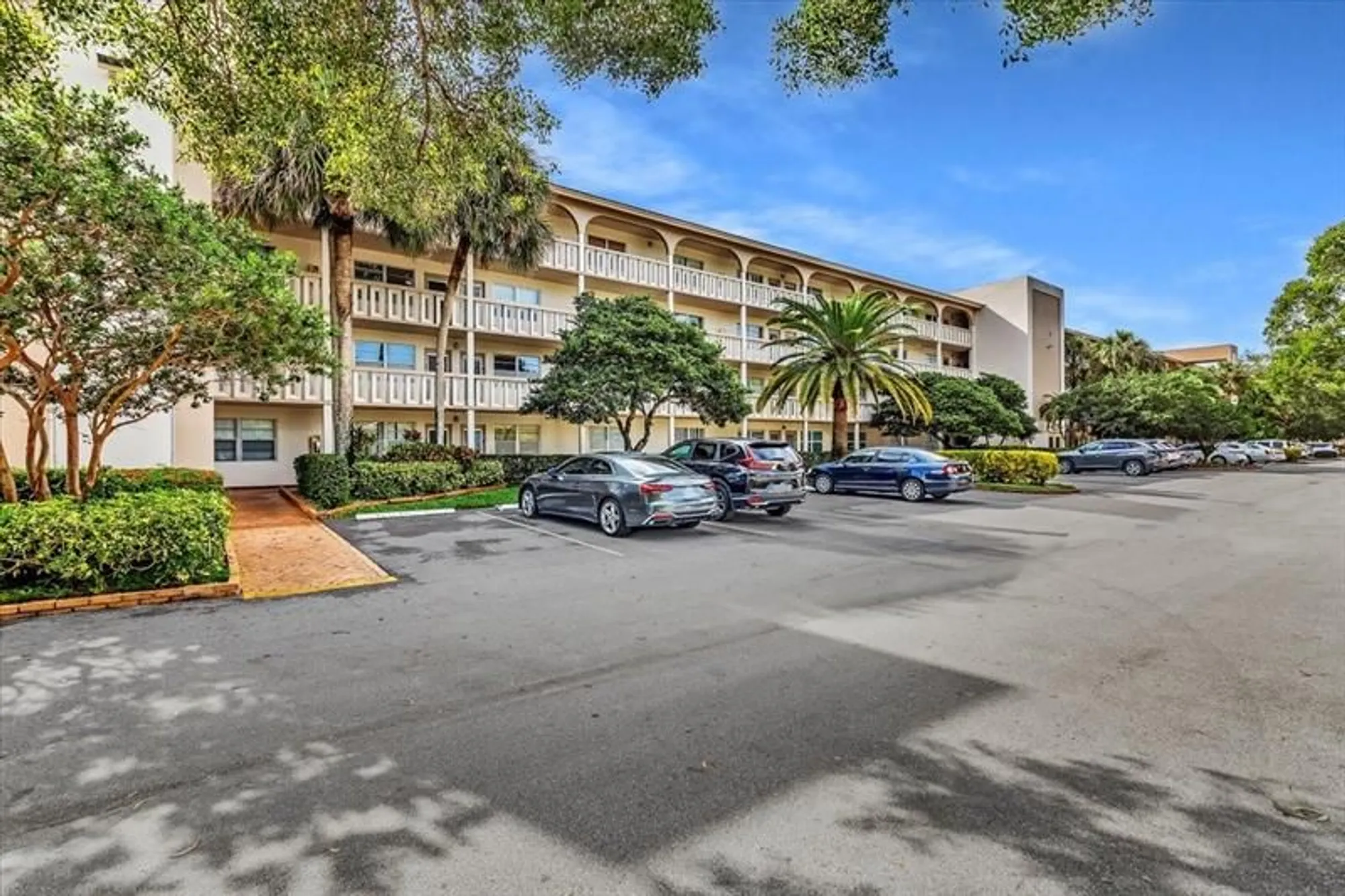 Property Slideshow image 30 of 40 | 2102 lucaya bnd k2, Coconut Creek, FL, 33066