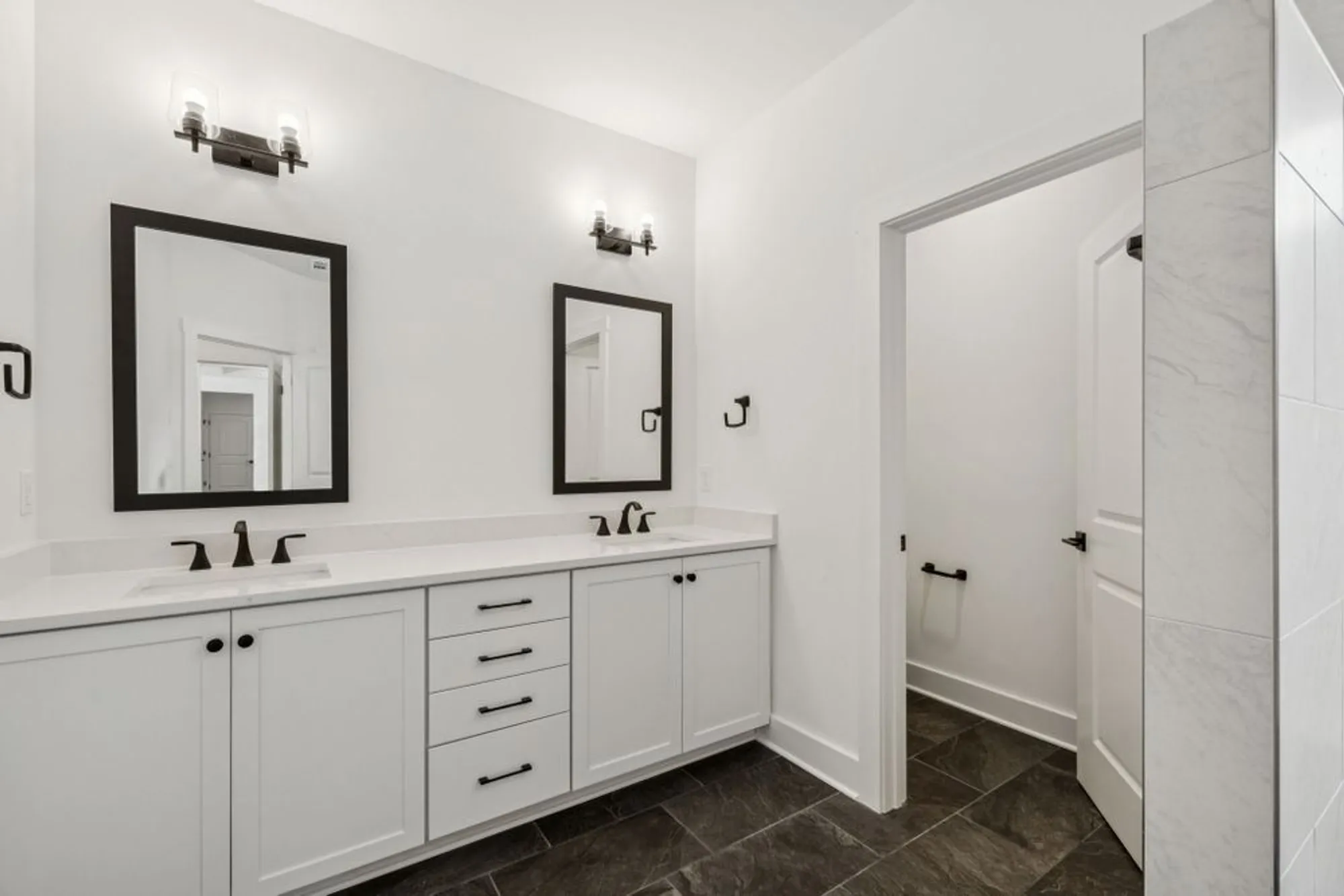 Property Slideshow image 48 of 67 | 516 restoration dr, Smyrna, TN, 37167