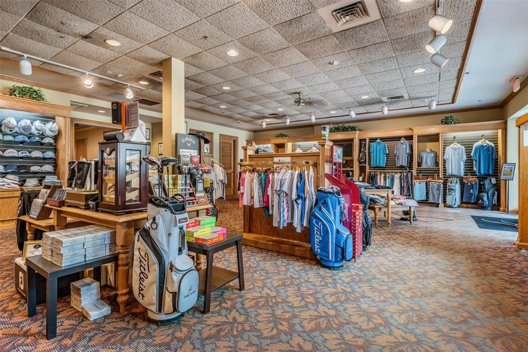 Property Slideshow image 45 of 50 | 13816 thoroughbred dr, Dade City, FL, 33525