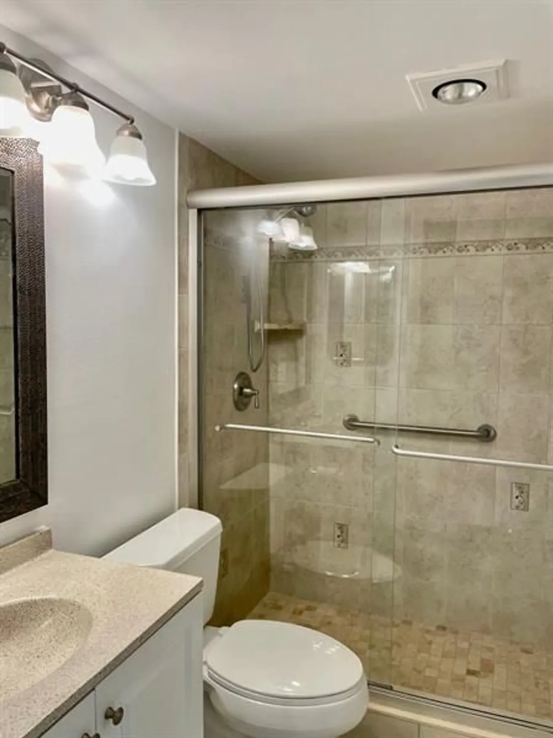 Property Slideshow image 9 of 17 | 1058 exeter d # 1058, Boca Raton, FL, 33434