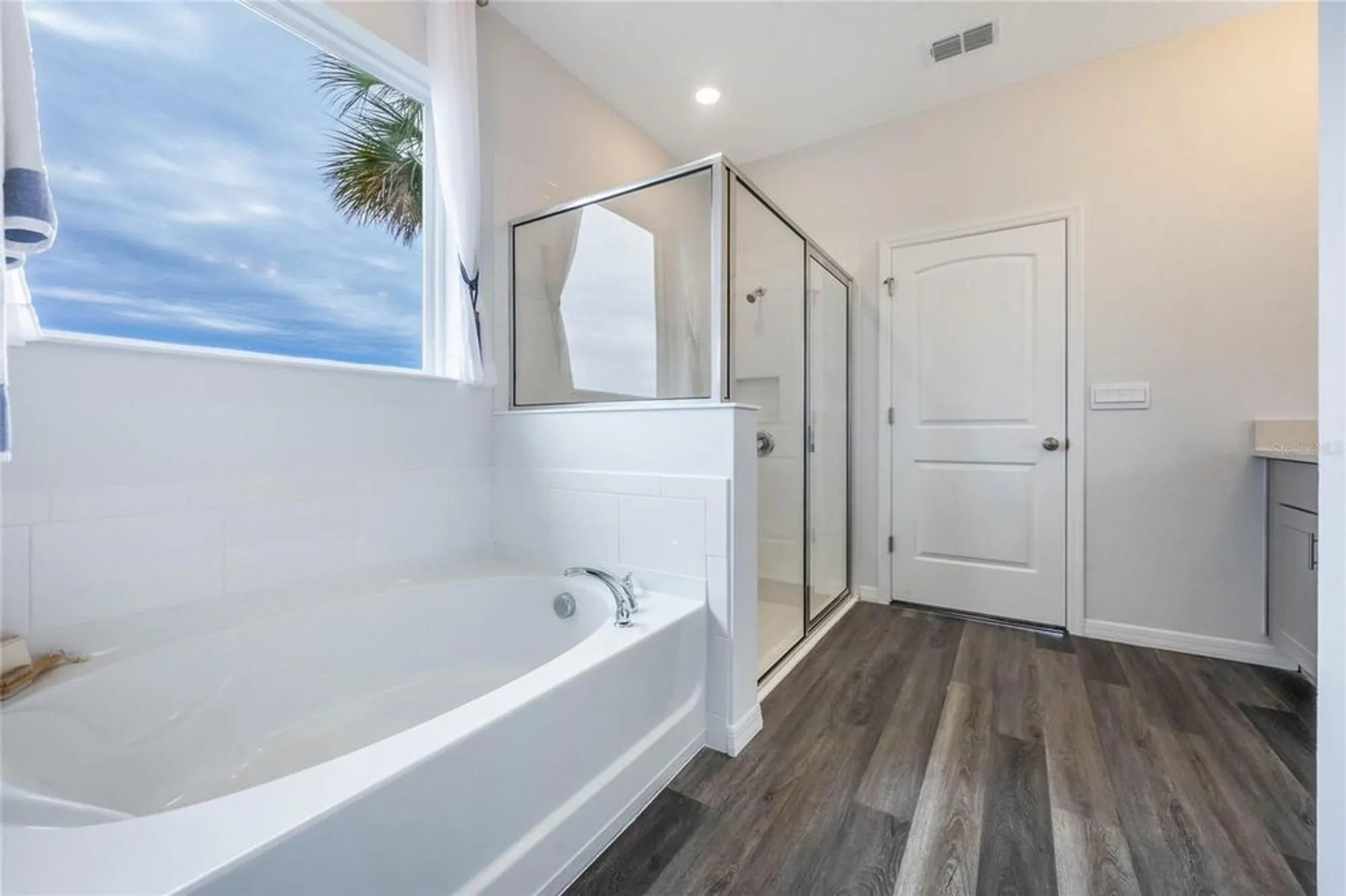 Property Slideshow image 25 of 83 | 3313 arch ave, Ormond Beach, FL, 32174
