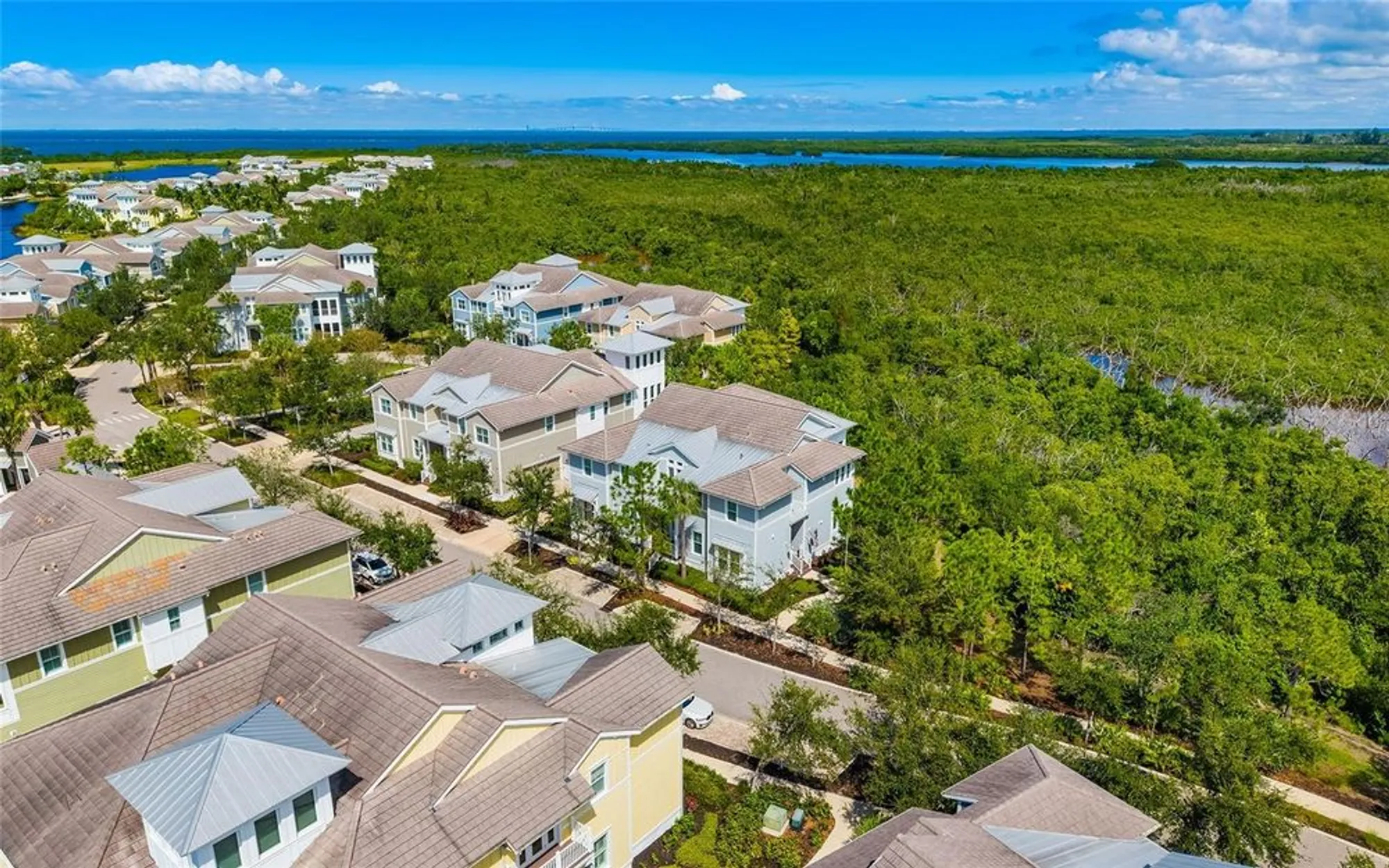 Property Slideshow image 4 of 50 | 339 sapphire lake dr unit 101, Bradenton, FL, 34209