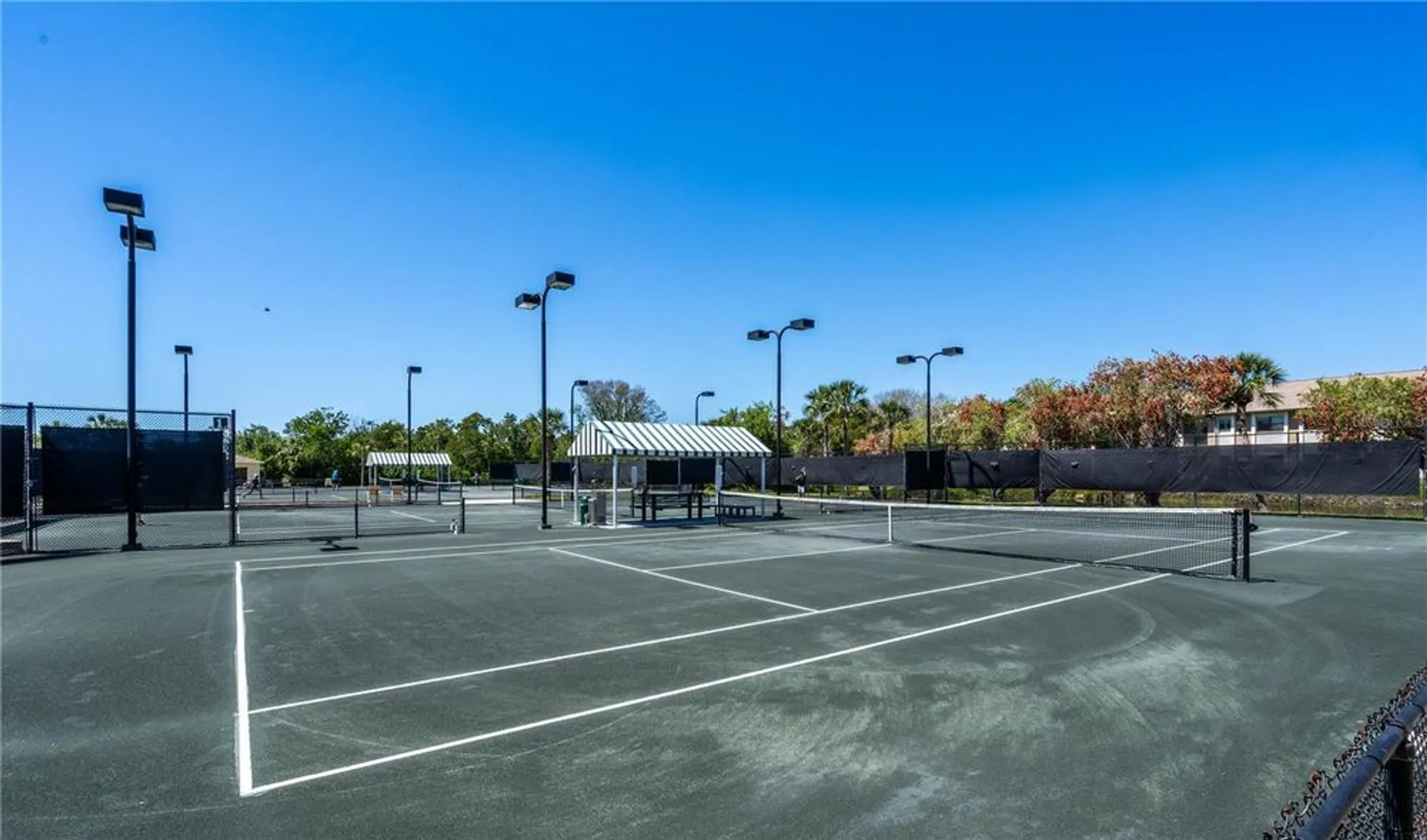 Property Slideshow image 35 of 44 | 1720 starling dr 103, Sarasota, FL, 34231