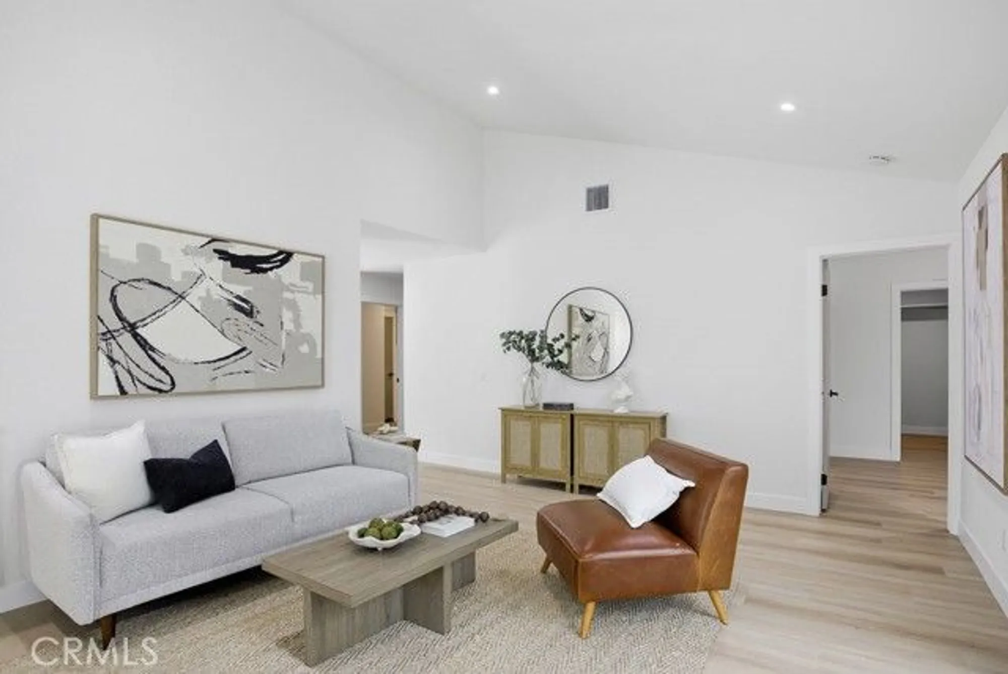 Property Slideshow image 5 of 52 | 1069 belleza st, Camarillo, CA, 93012