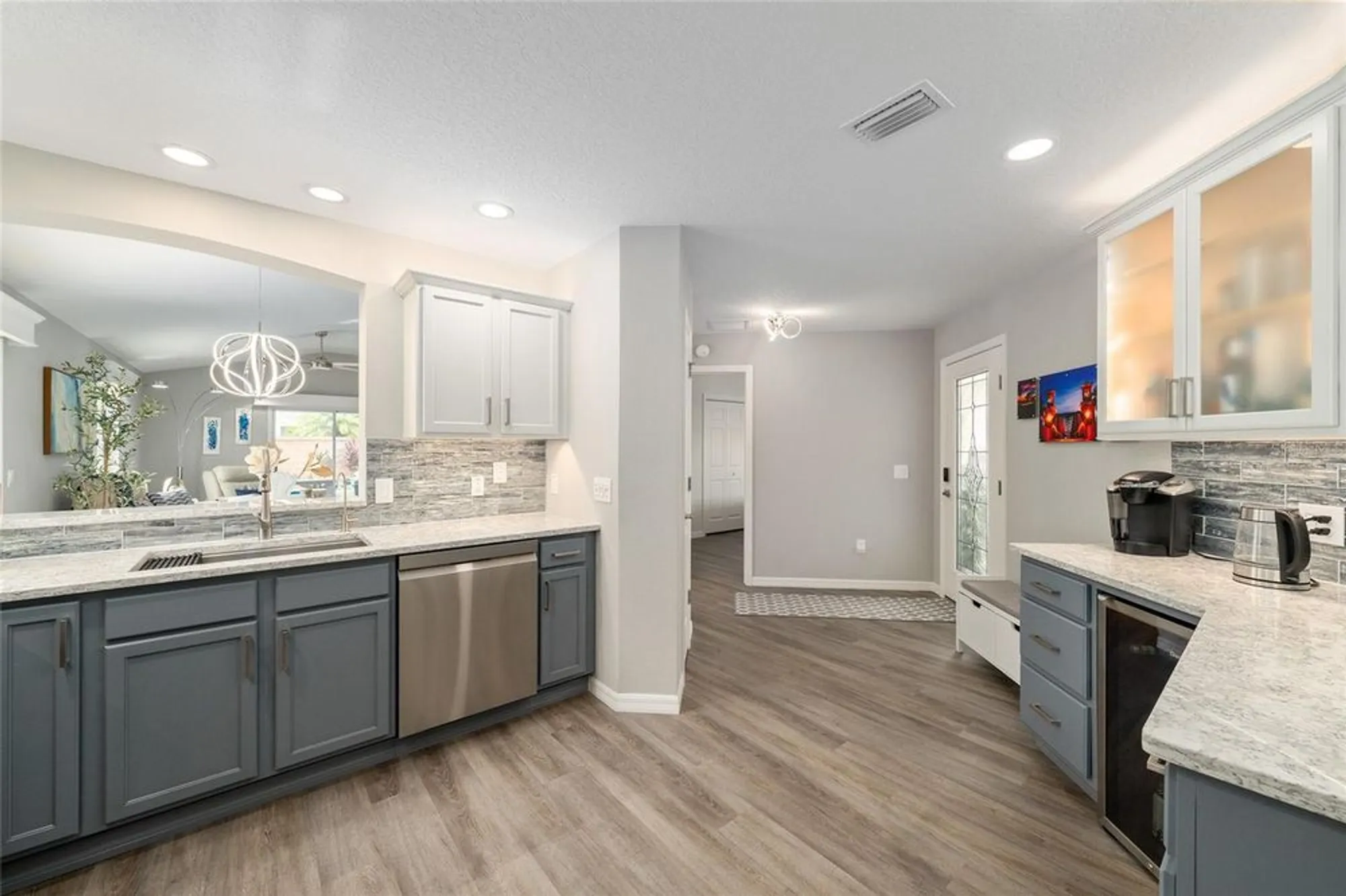 Property Slideshow image 10 of 39 | 2498 yalaha ave, The Villages, FL, 32162