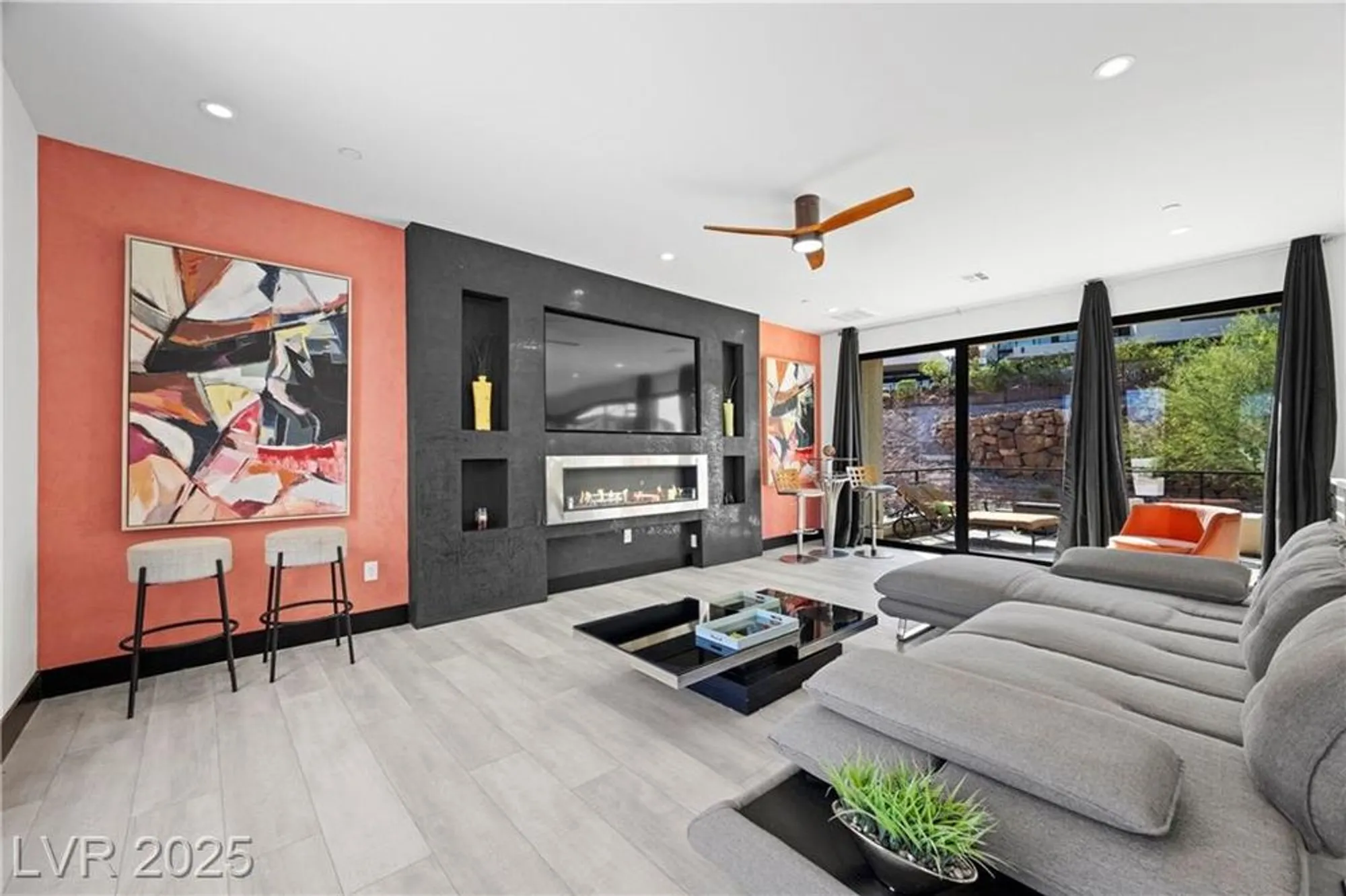 Property Slideshow image 49 of 99 | 5 highland cove ln, Henderson, NV, 89011