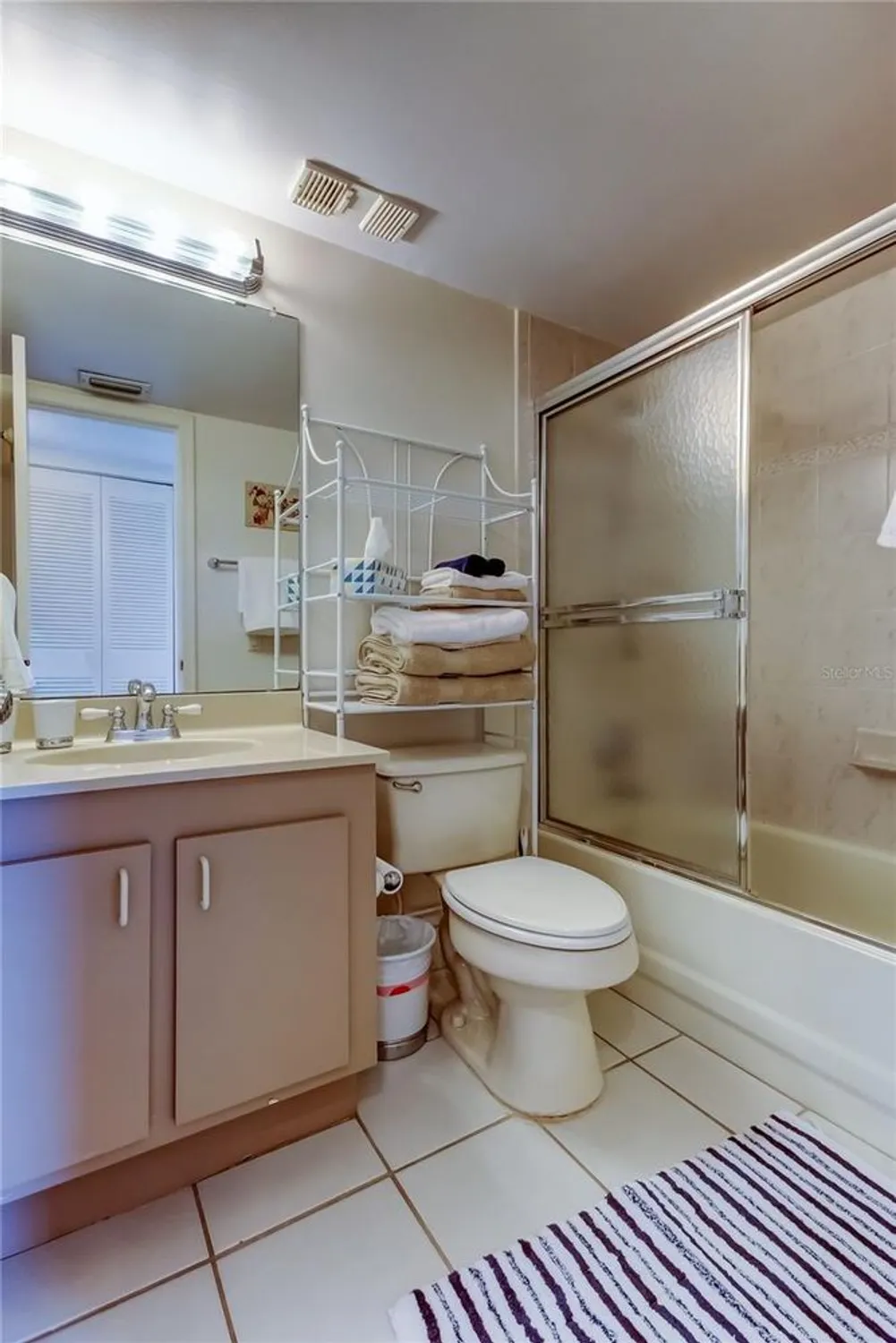 Property Slideshow image 11 of 34 | 6218 palma del mar blvd s apt 606, St Petersburg, FL, 33715