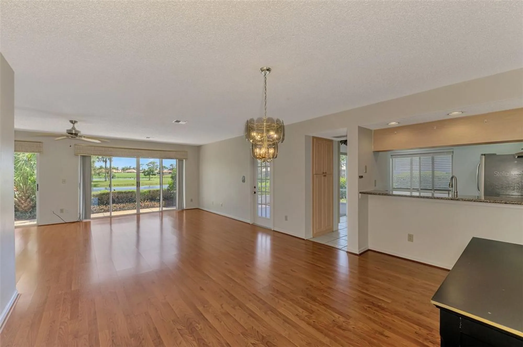 Property Slideshow image 8 of 58 | 420 wexford cir # 124, Venice, FL, 34293