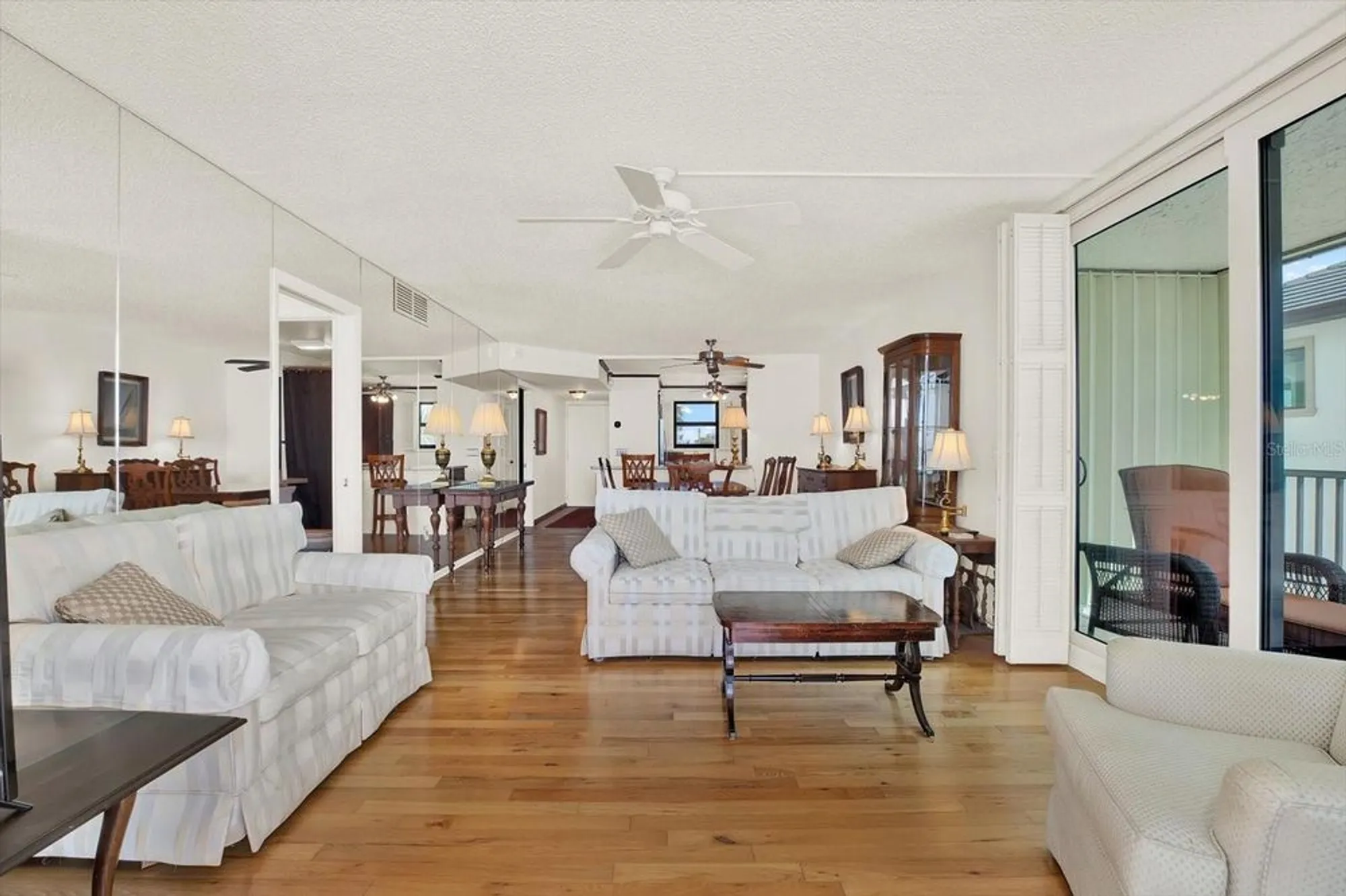 Property Slideshow image 7 of 40 | 18304 gulf blvd 219, Redington Shores, FL, 33708