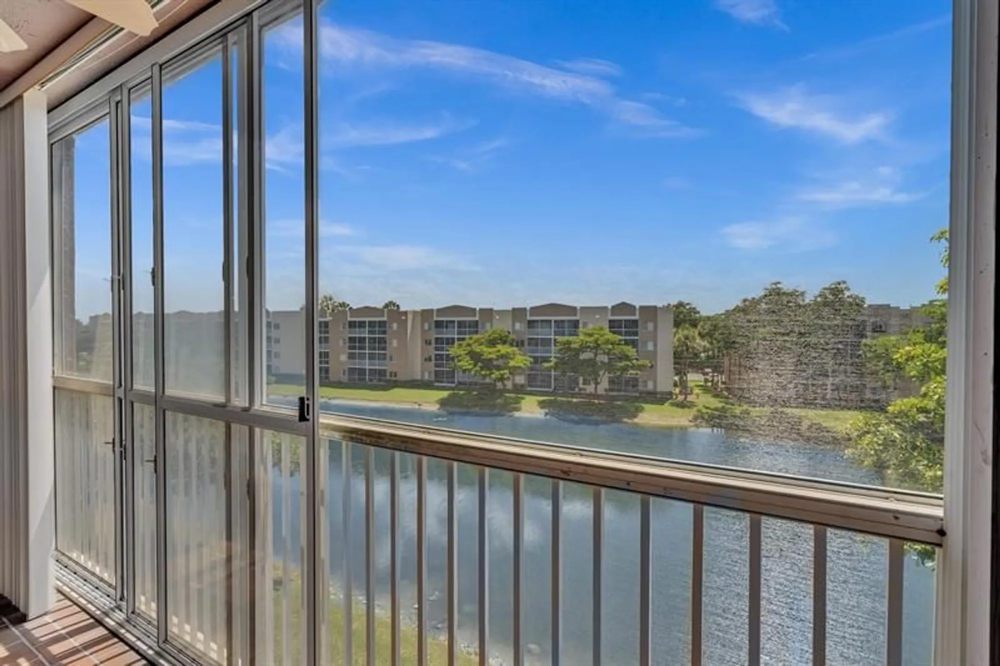 Property Slideshow image 34 of 72 | 9560 weldon cir apt j413, Fort Lauderdale, FL, 33321