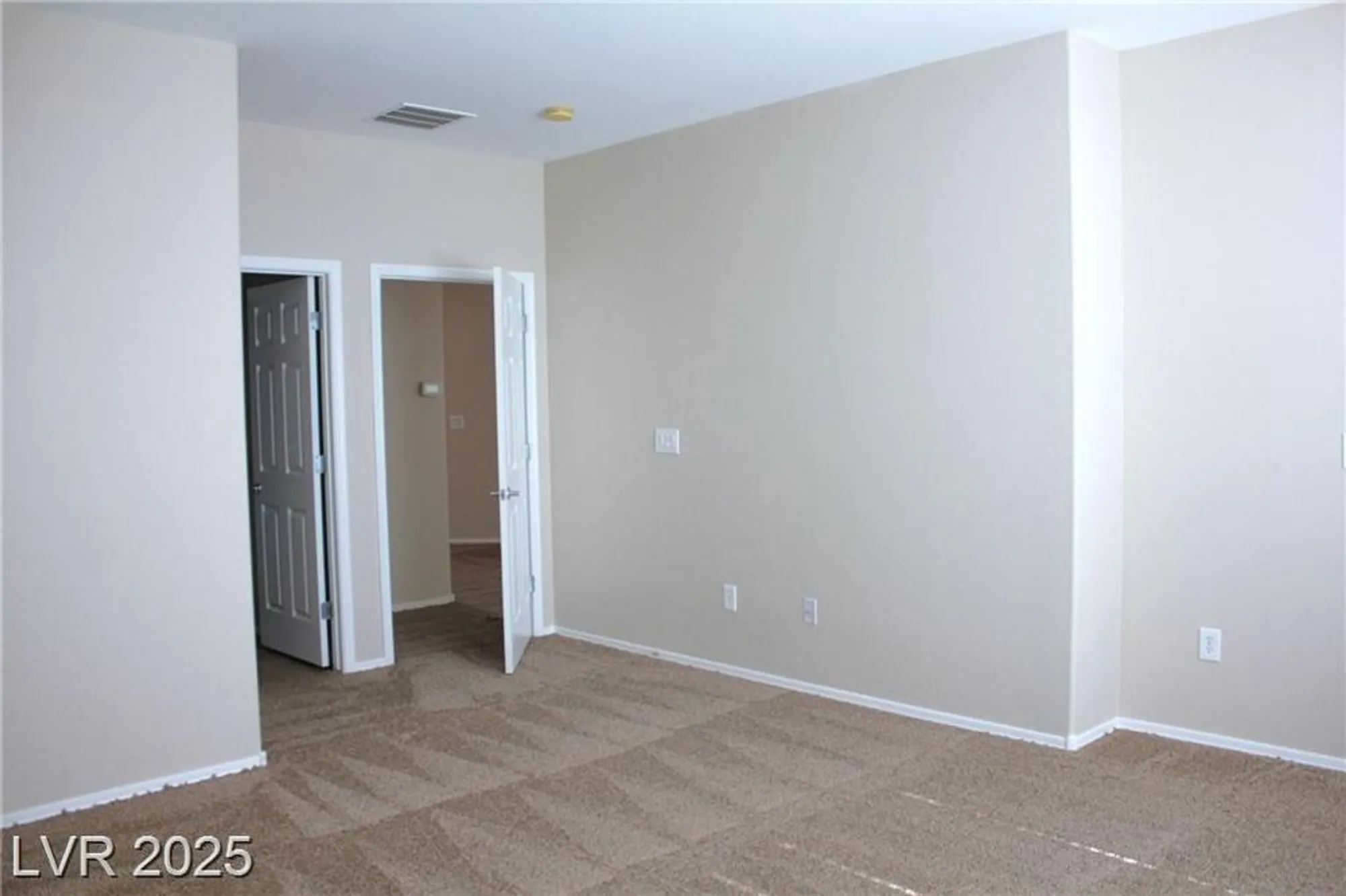 Property Slideshow image 7 of 20 | 2212 sawtooth mountain dr, Henderson, NV, 89044