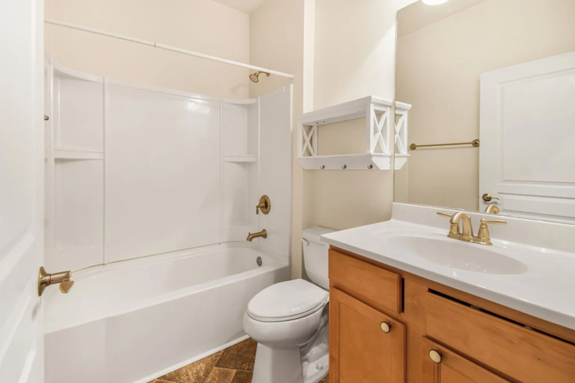 Property Slideshow image 20 of 35 | 234 old towne dr, Mount Juliet, TN, 37122