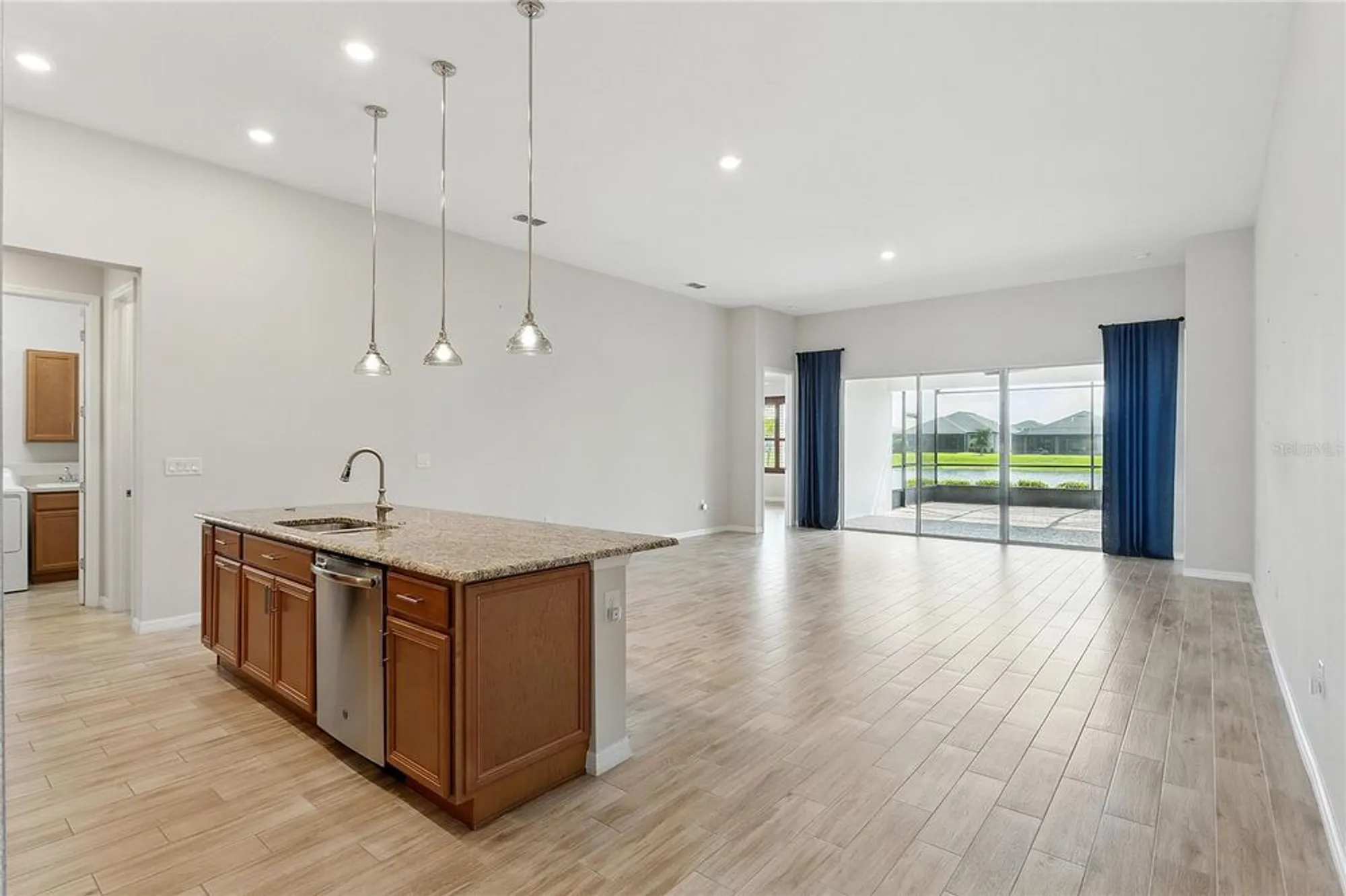 Property Slideshow image 4 of 37 | 142 olympus way, Kissimmee, FL, 34759