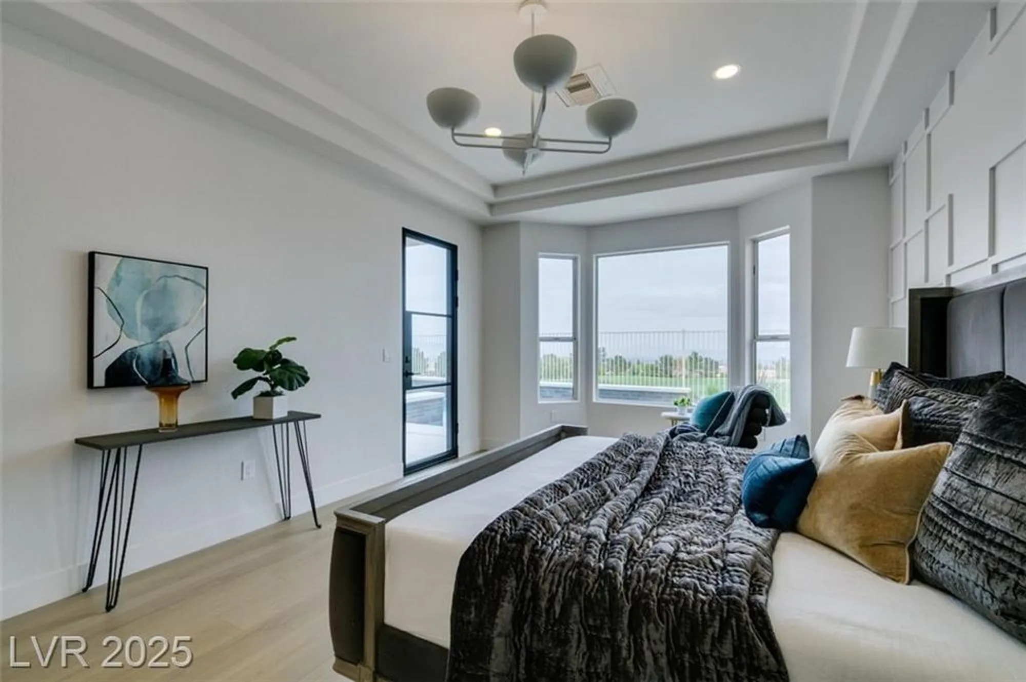 Property Slideshow image 32 of 39 | 2104 hot oak ridge st, Las Vegas, NV, 89134