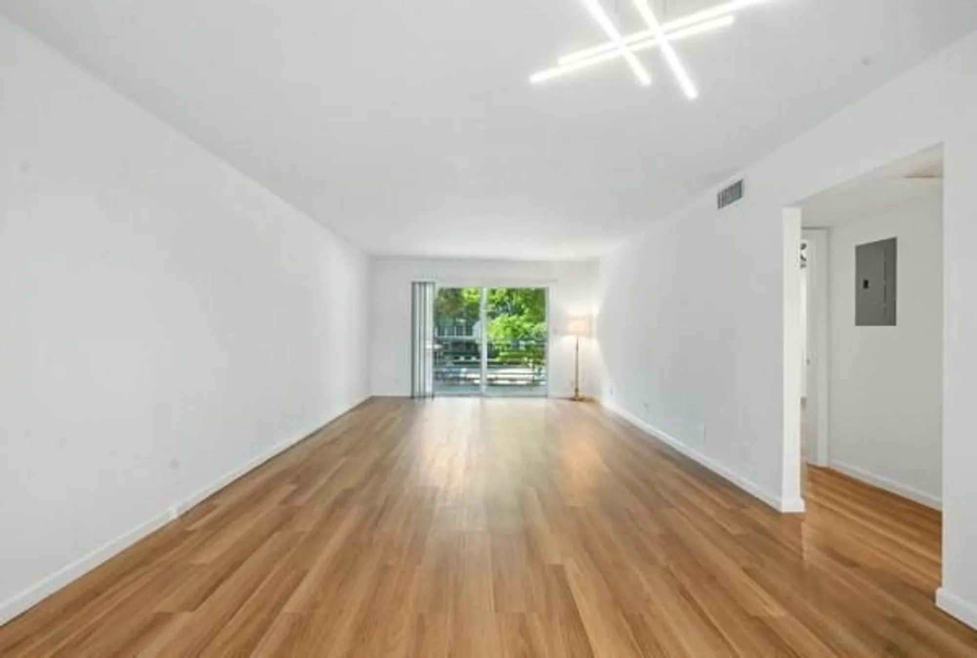 Property Slideshow image 10 of 21 | 2004 granada dr k2, Coconut Creek, FL, 33066