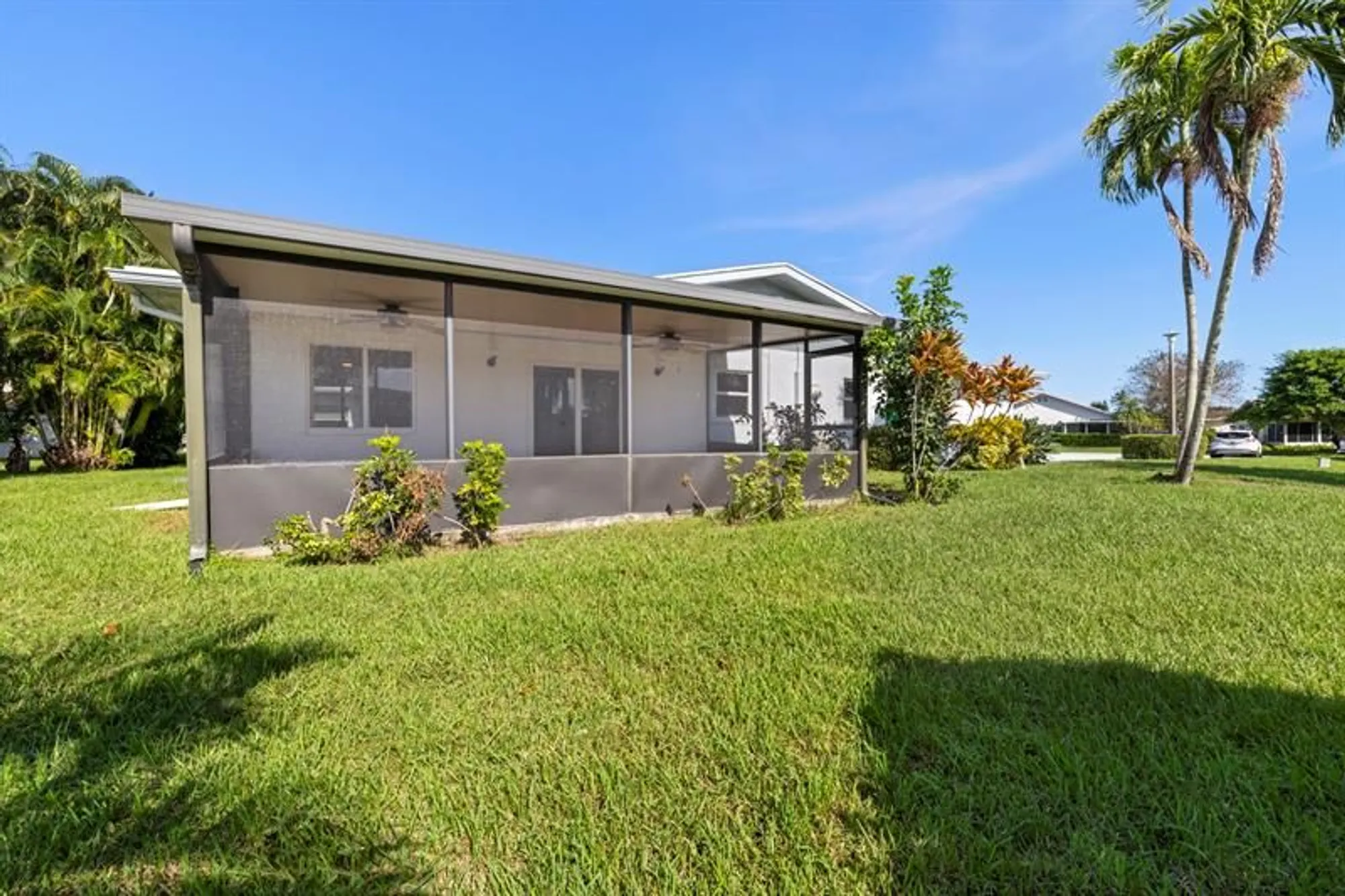 Property Slideshow image 24 of 41 | 6472 overland dr, Delray Beach, FL, 33484