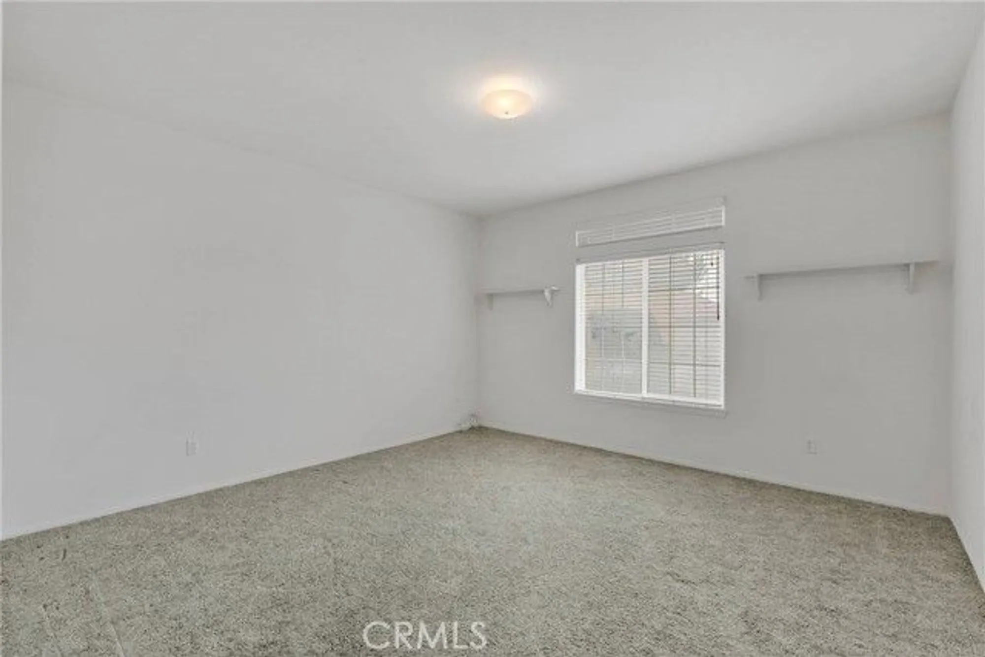 Property Slideshow image 25 of 54 | 19559 northstar ct, Apple Valley, CA, 92308