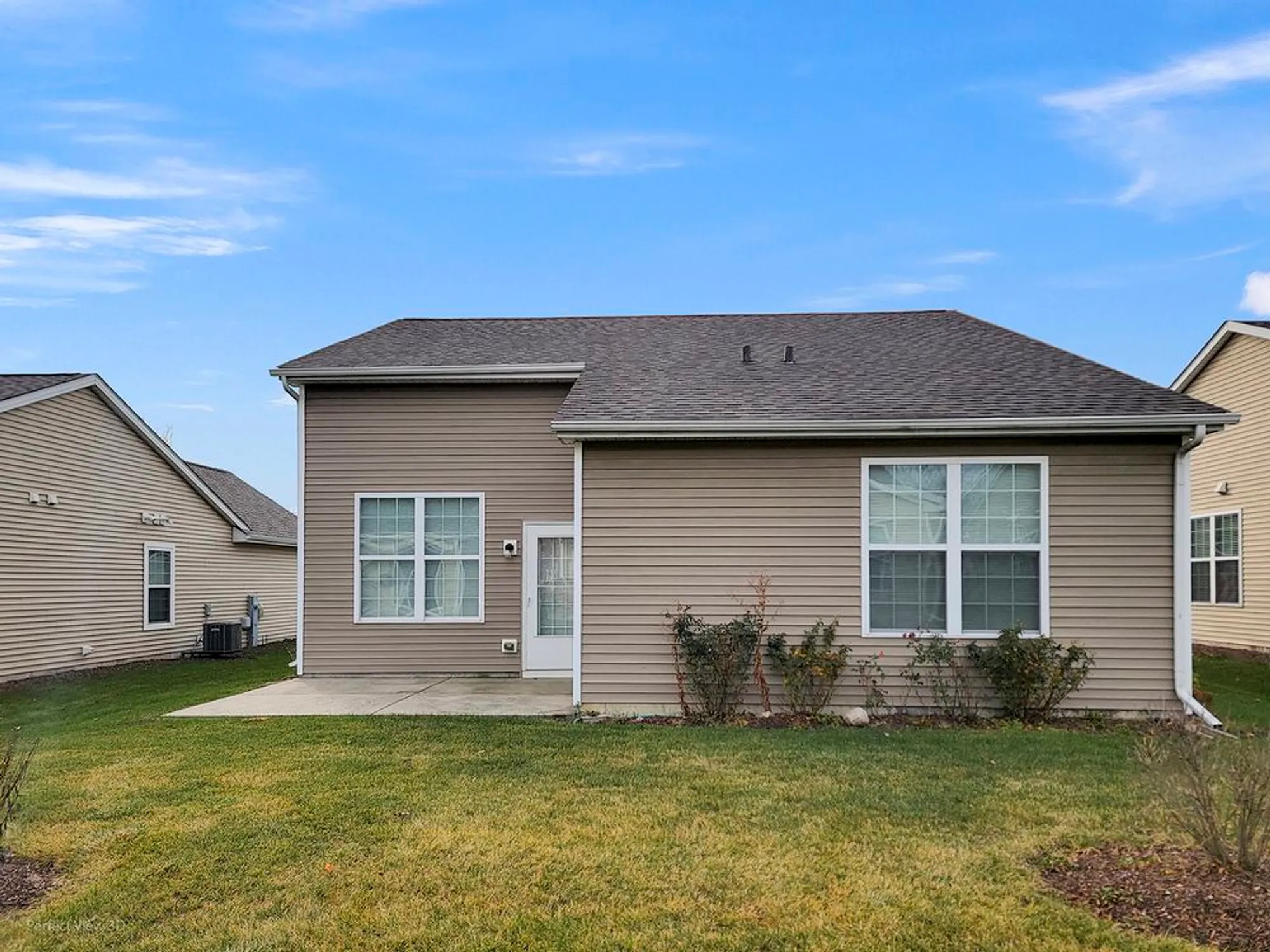 Property Slideshow image 2 of 20 | 1620 patriot st, Shorewood, IL, 60404