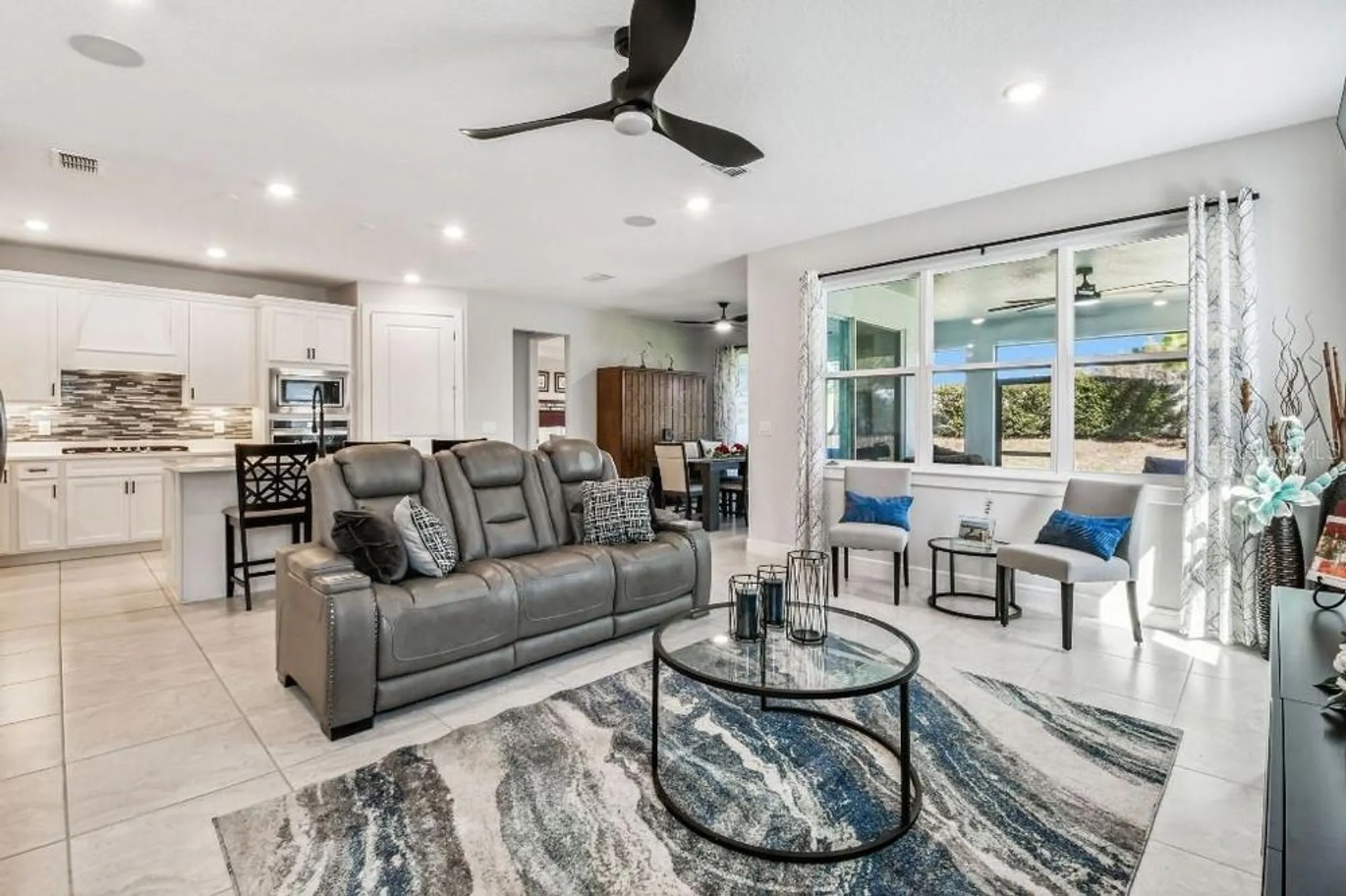 Property Slideshow image 16 of 49 | 20057 sea glass cir, Land O Lakes, FL, 34638