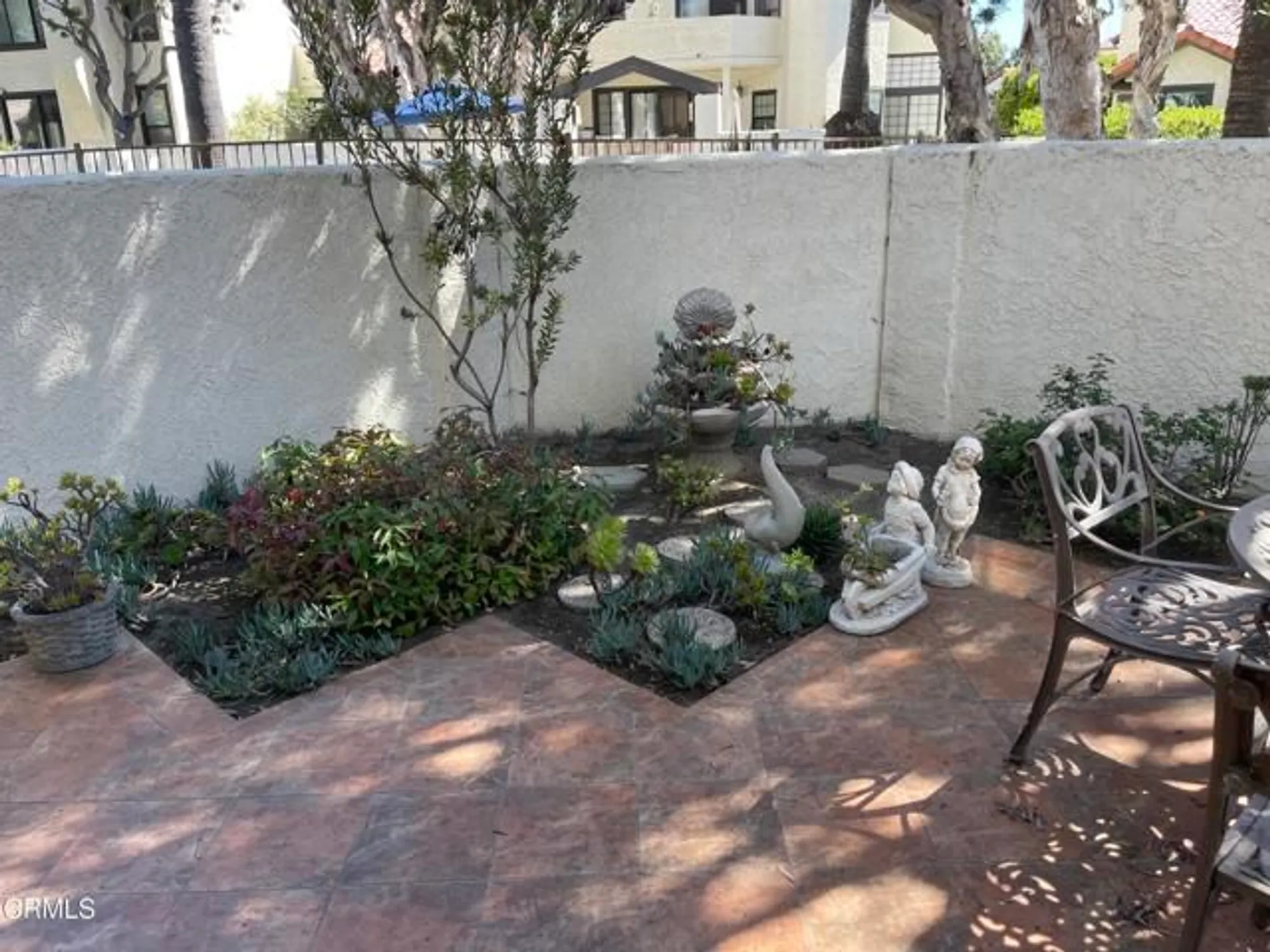 Property Slideshow image 56 of 75 | 2240 cannes sq, Oxnard, CA, 93035