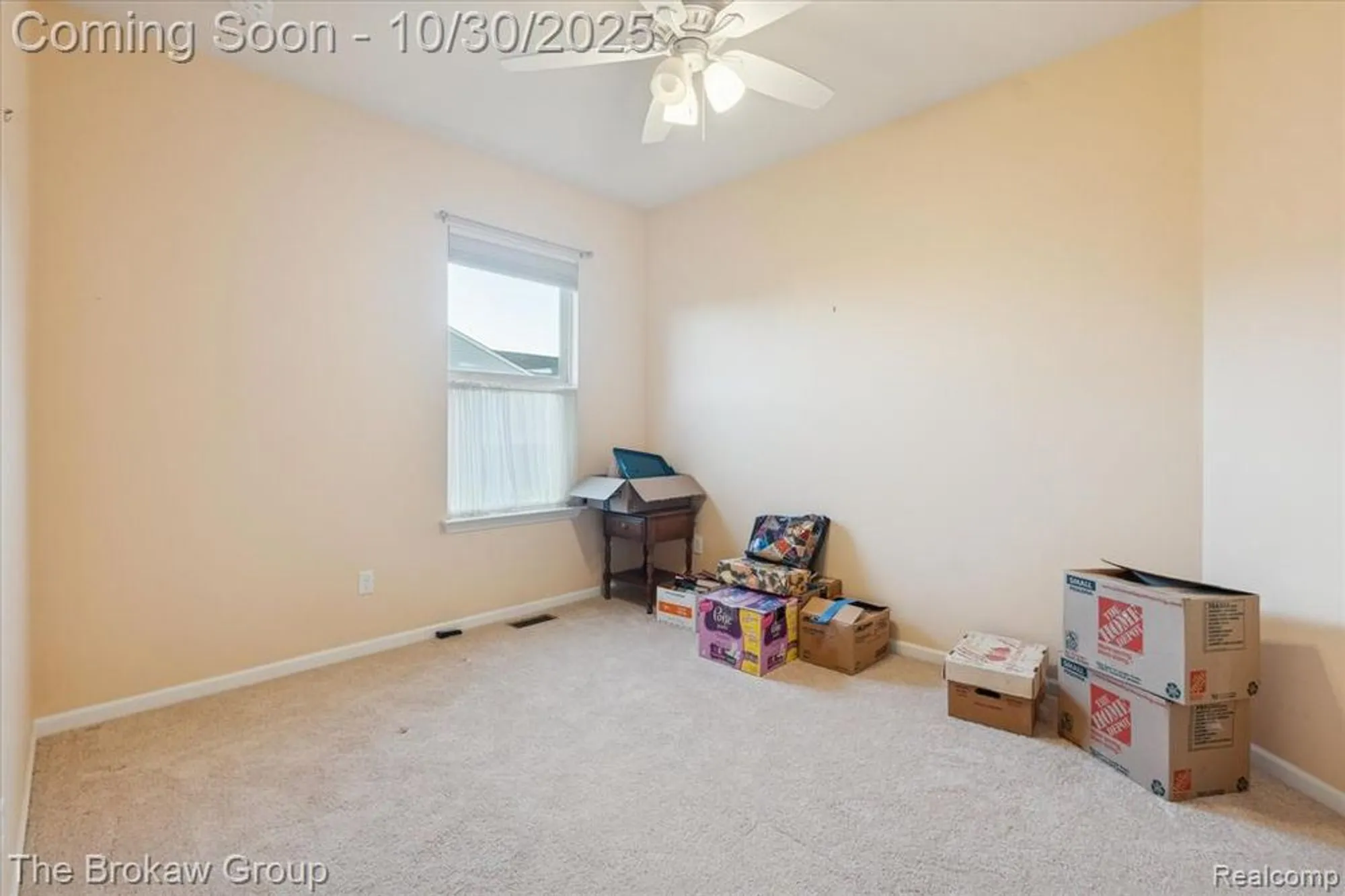 Property Slideshow image 30 of 49 | 6334 prairie dunes dr, Grand Blanc, MI, 48439