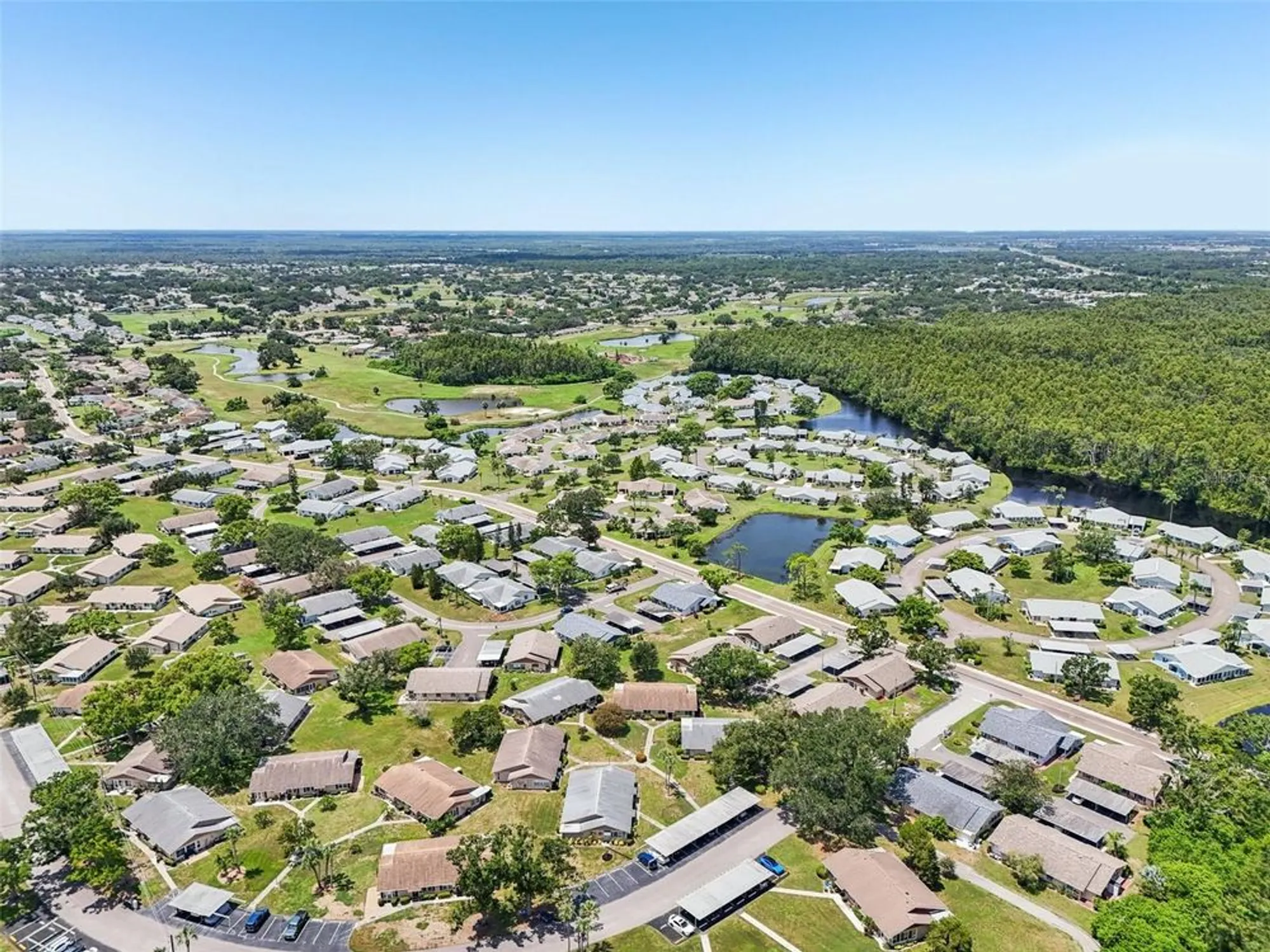 Property Slideshow image 35 of 59 | 1908 canterbury ln 25, Sun City Center, FL, 33573