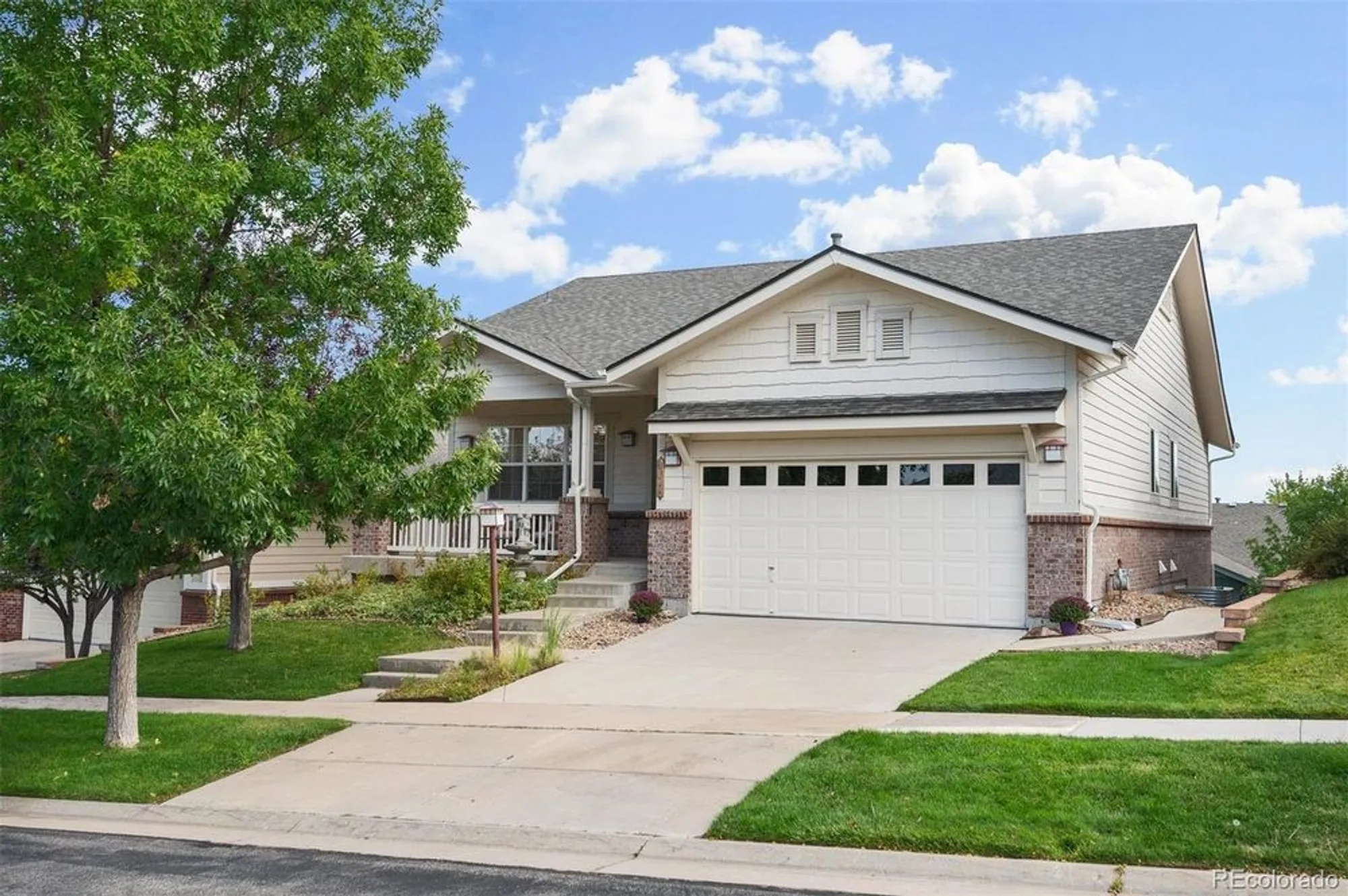 Property Slideshow image 1 of 35 | 23440 e moraine pl, Aurora, CO, 80016