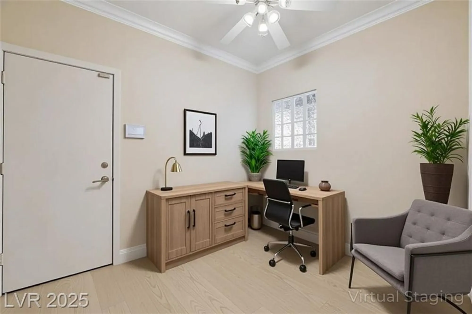 Property Slideshow image 15 of 23 | 10413 broom hill dr, Las Vegas, NV, 89134