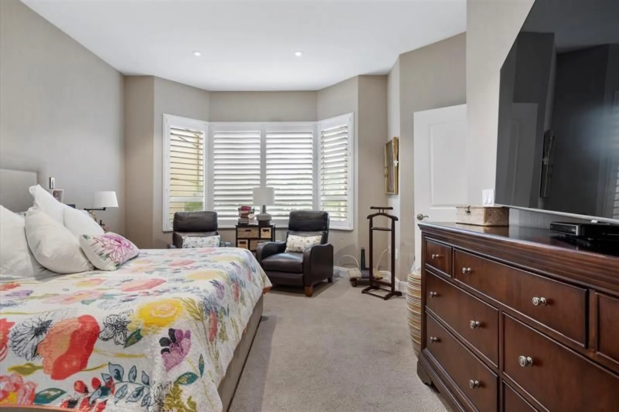 Property Slideshow image 35 of 70 | 16135 emerald estates dr apt 164, Weston, FL, 33331