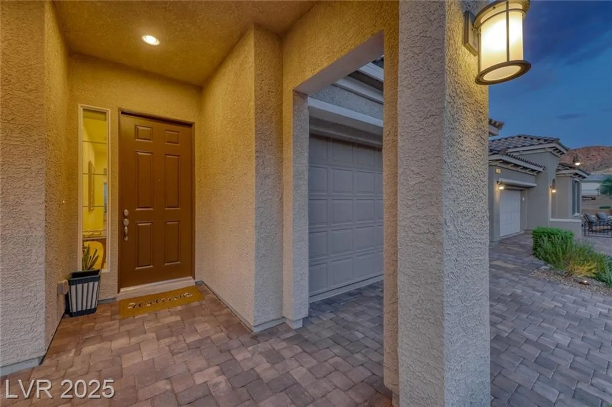 Property Slideshow image 8 of 78 | 32 tatahatso point st, Henderson, NV, 89011