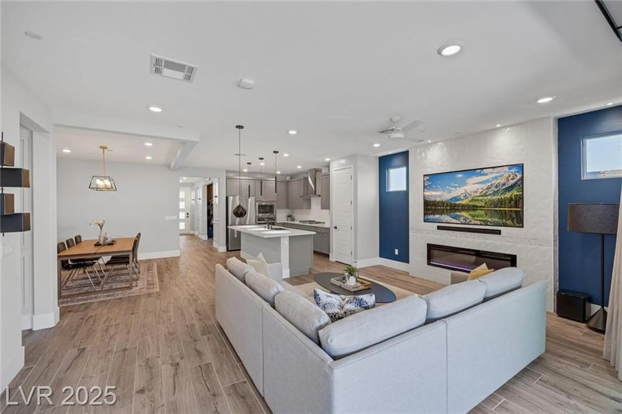 Property Slideshow image 15 of 42 | 9617 sard ln, Las Vegas, NV, 89143