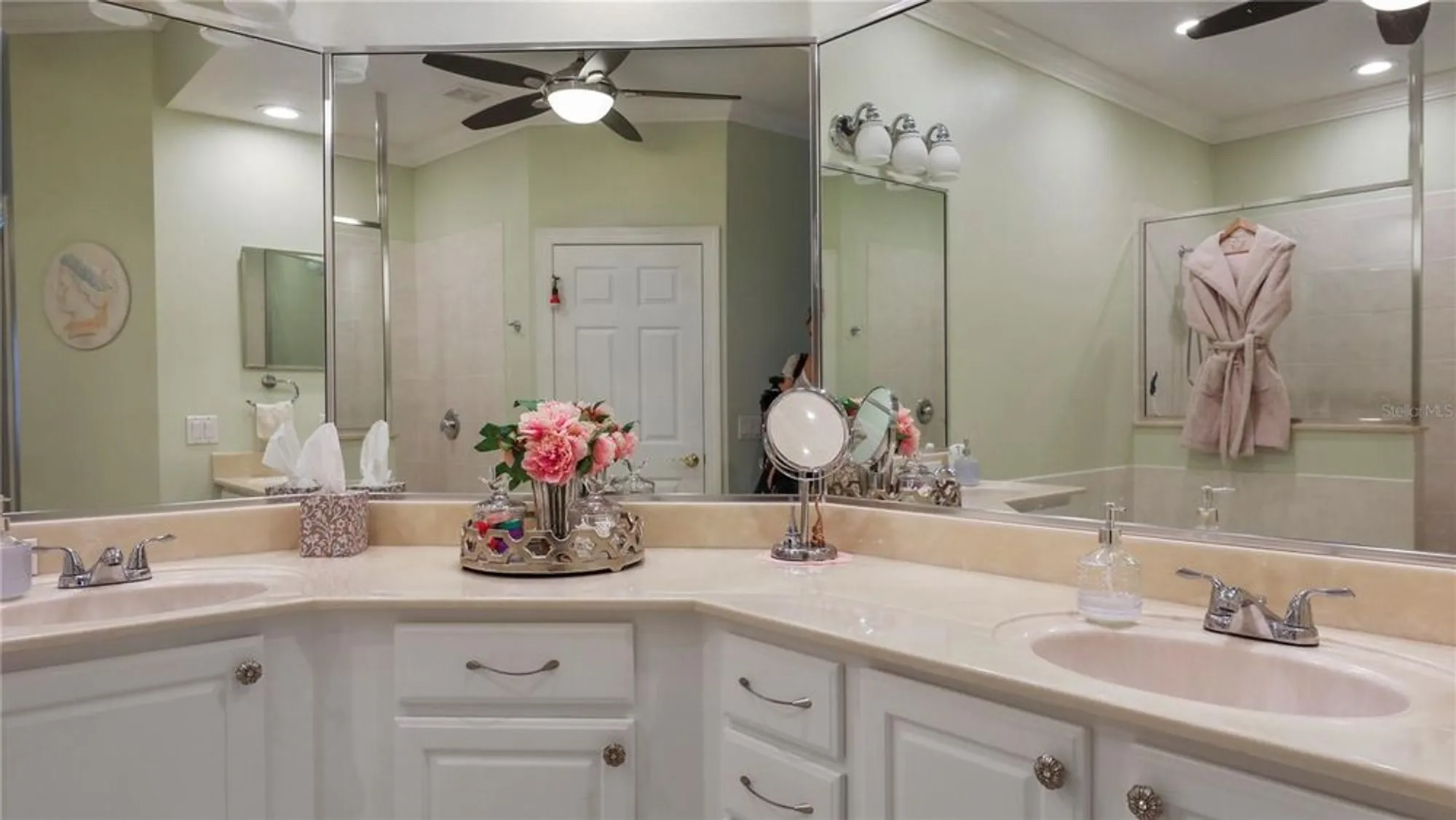 Property Slideshow image 28 of 61 | 13213 palmilla cir, Dade City, FL, 33525