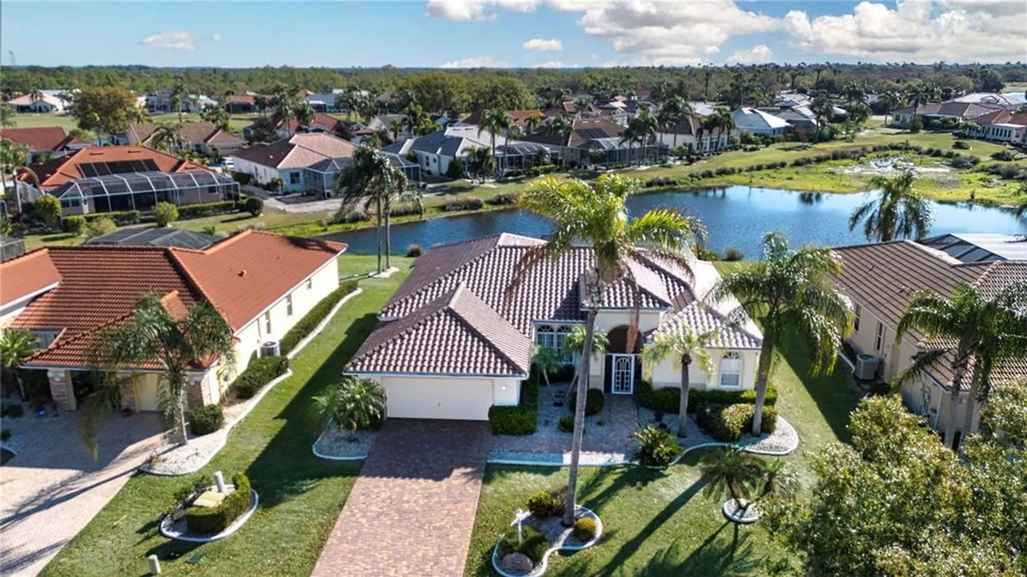 Property Slideshow image 4 of 65 | 1308 crystal greens dr, Sun City Center, FL, 33573