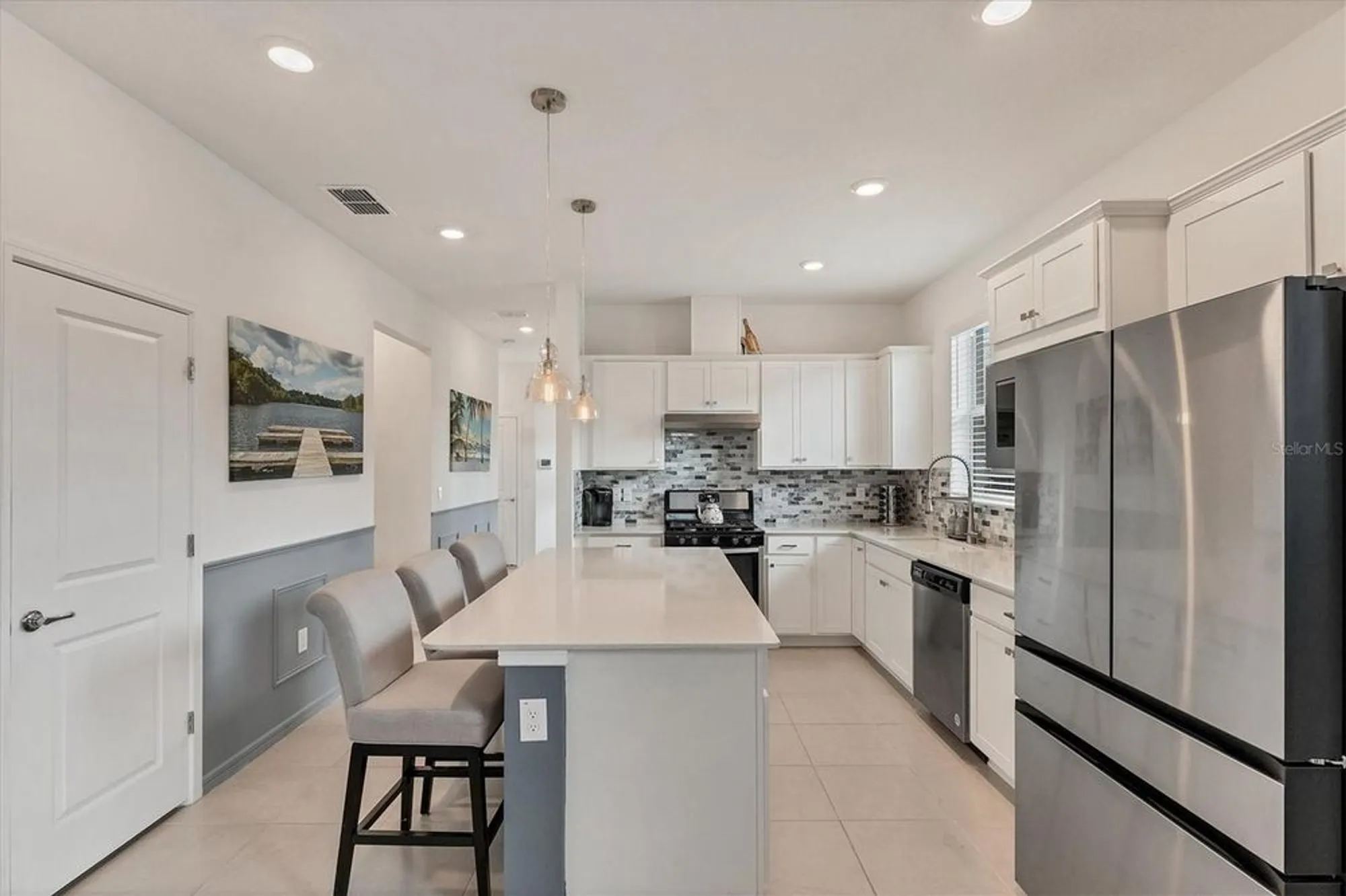 Property Slideshow image 7 of 70 | 10661 spring tide way, Parrish, FL, 34219