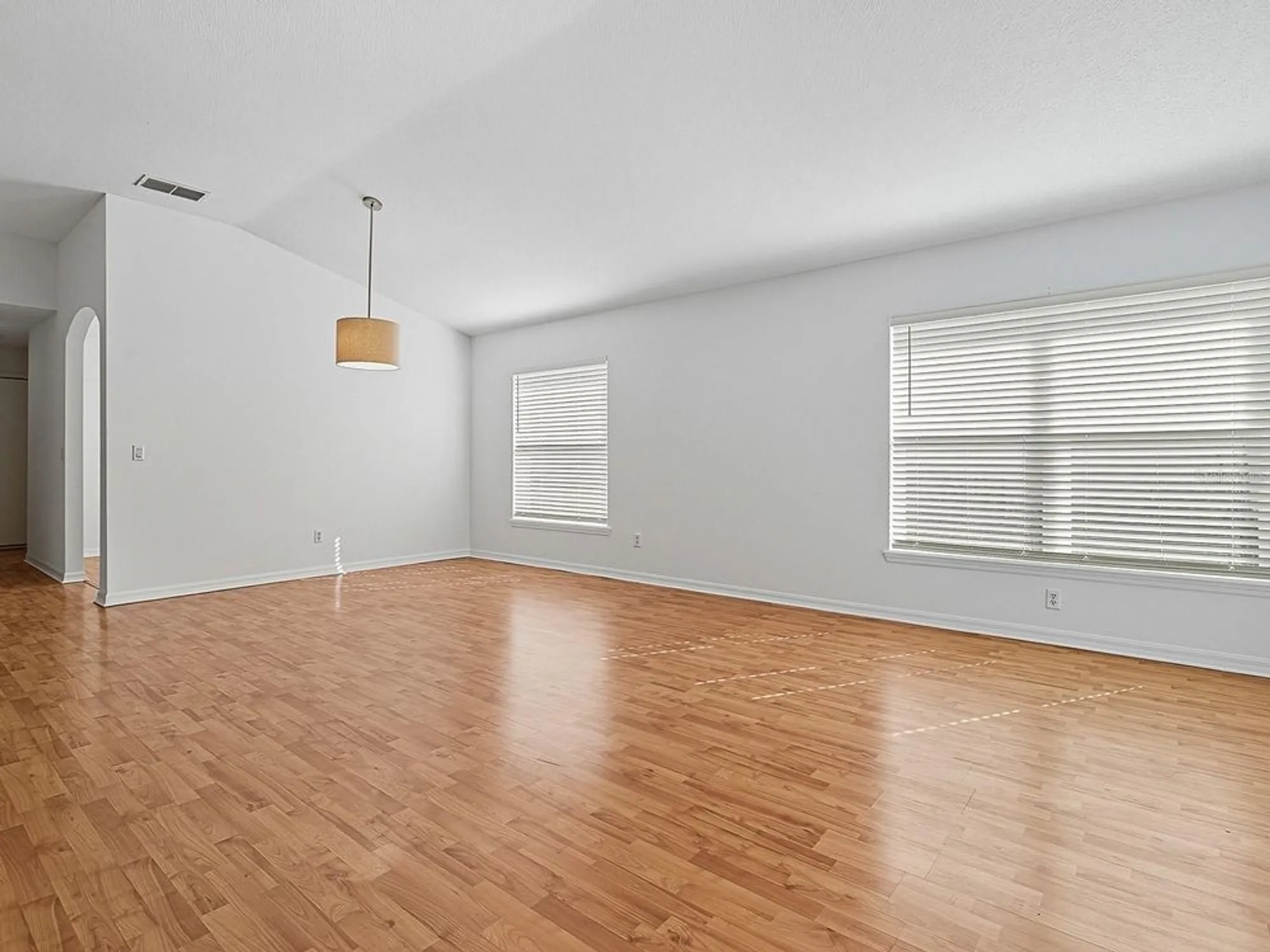 Property Slideshow image 12 of 71 | 3016 andover ct, Mount Dora, FL, 32757