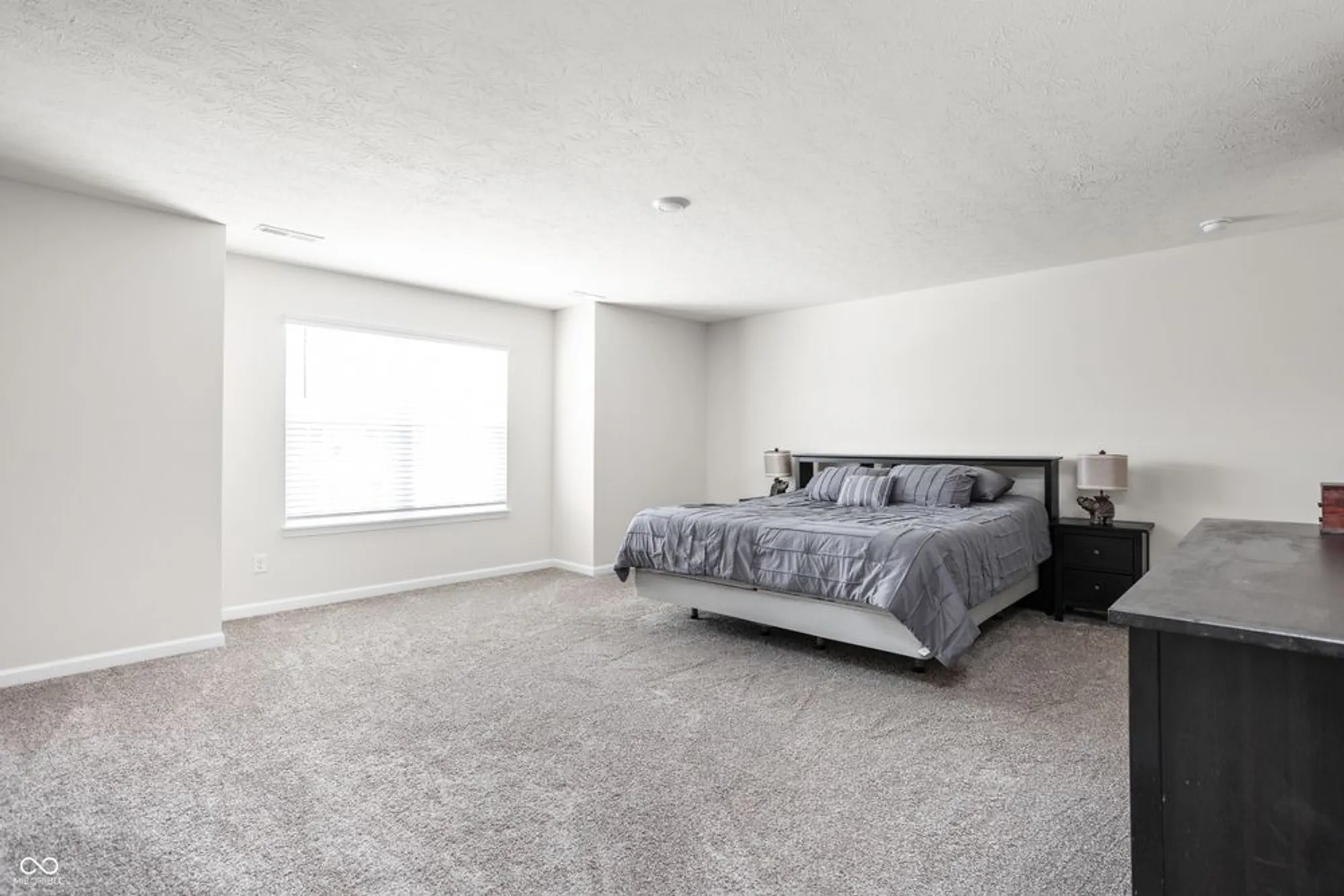 Property Slideshow image 24 of 44 | 8963 faulkner dr, Indianapolis, IN, 46239