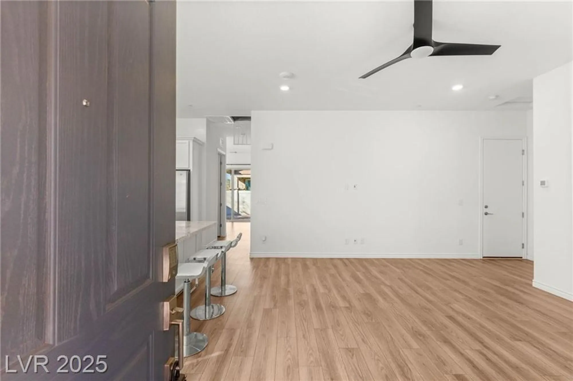 Property Slideshow image 15 of 51 | 209 bellini peak ave, Henderson, NV, 89011