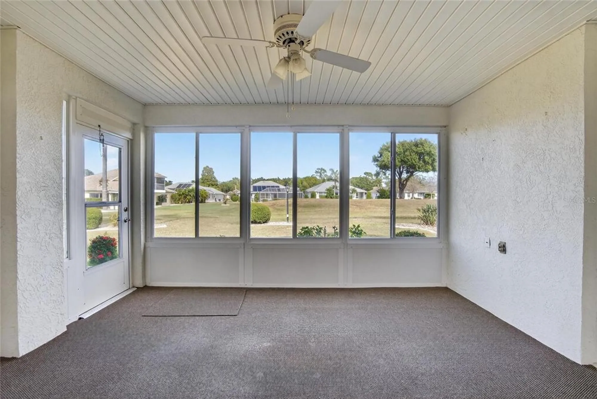 Property Slideshow image 26 of 50 | 331 caloosa palms ct, Sun City Center, FL, 33573